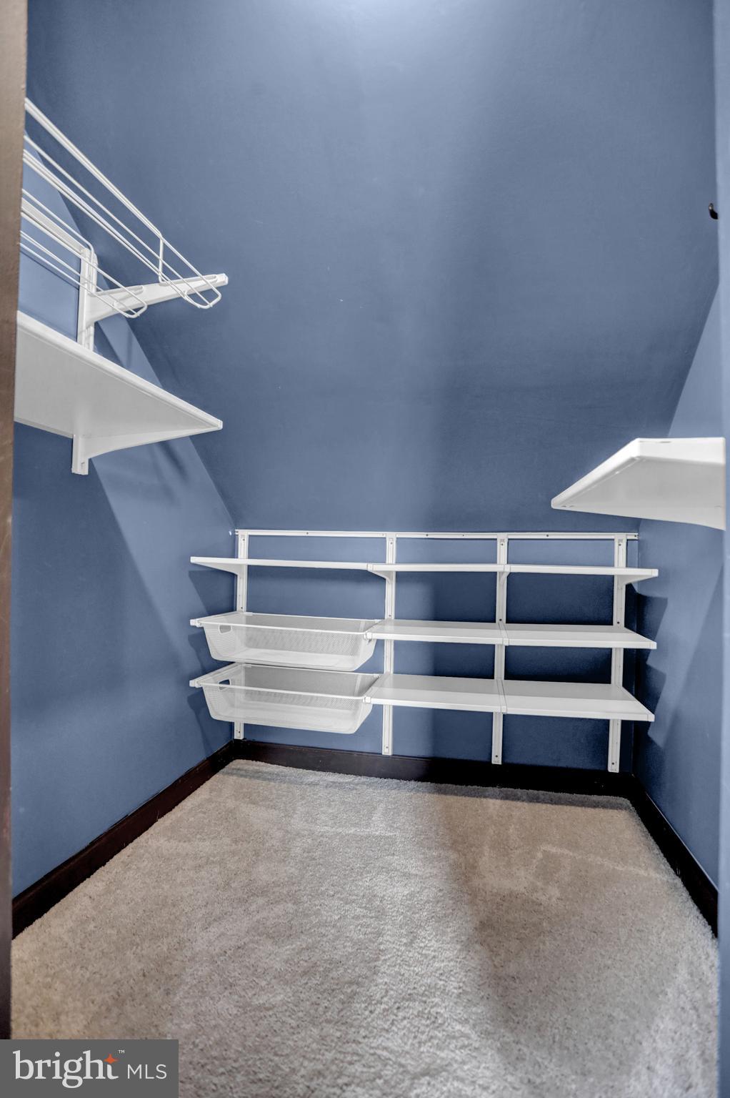 WATERSEDGE - Residential