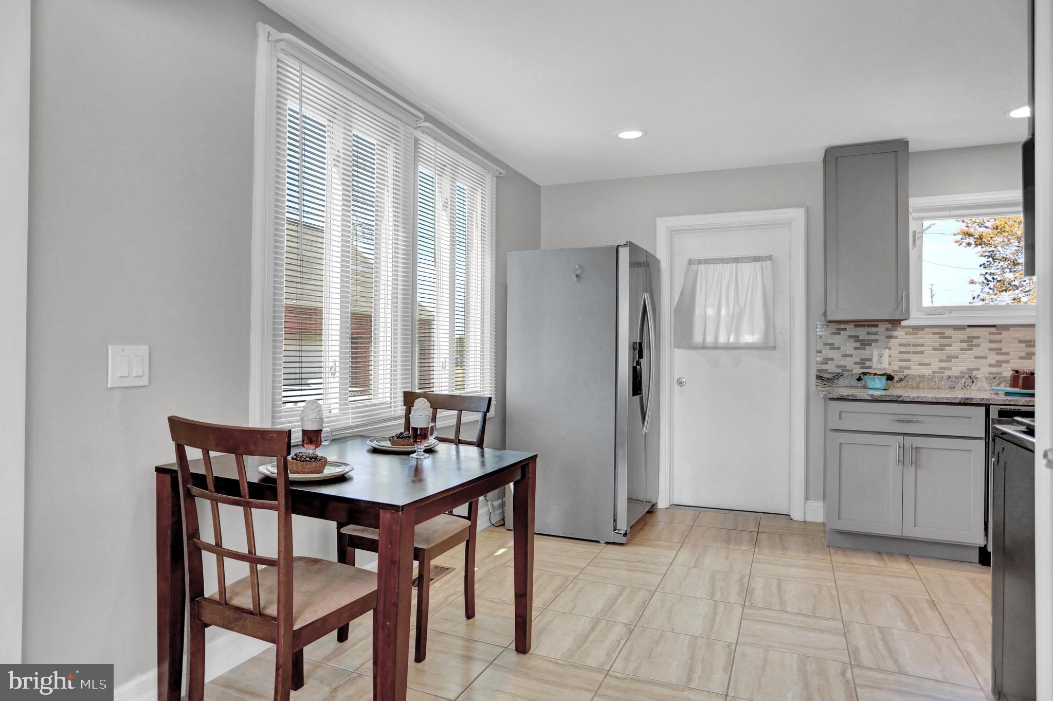 WATERSEDGE - Residential