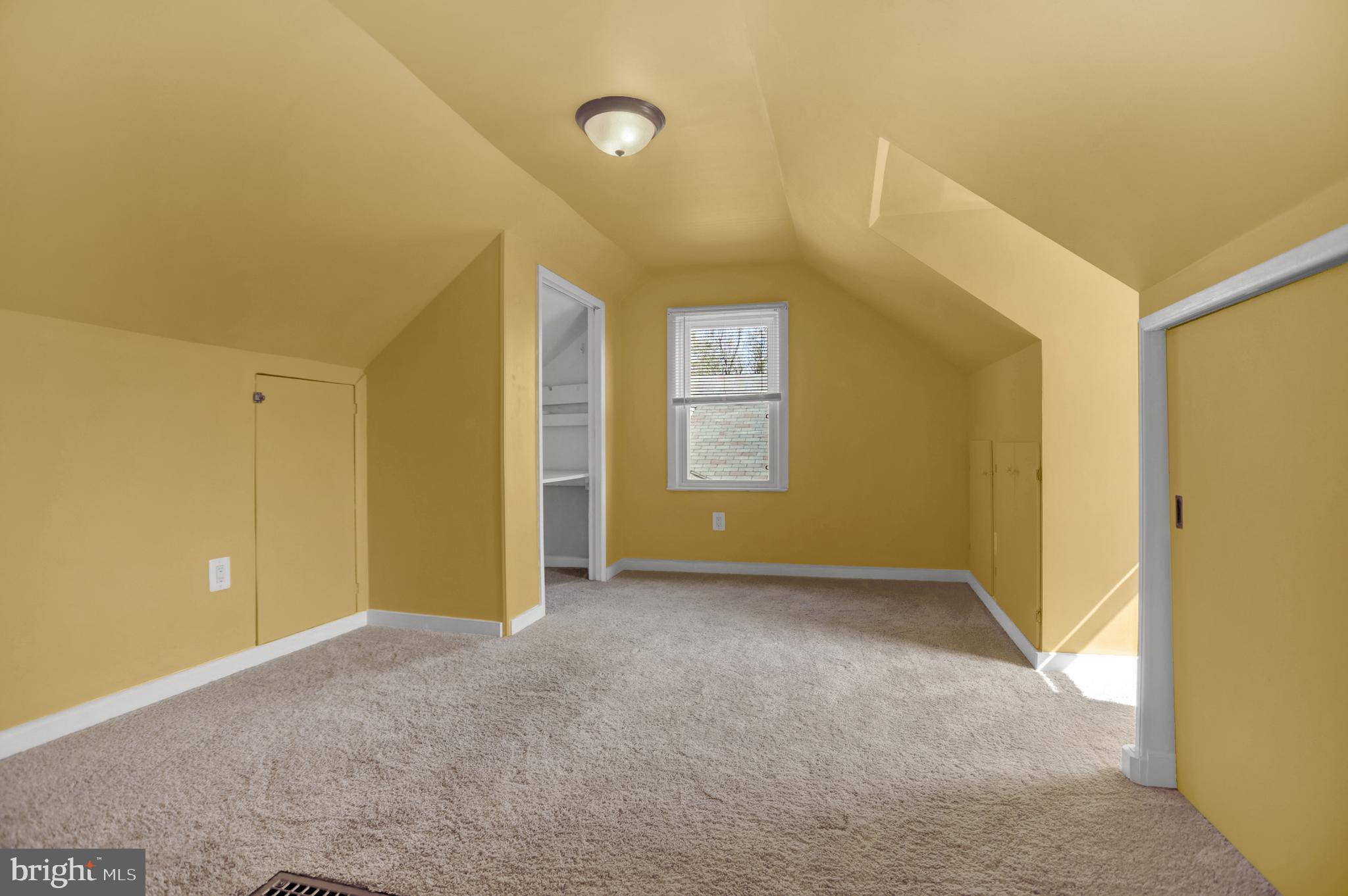 WATERSEDGE - Residential