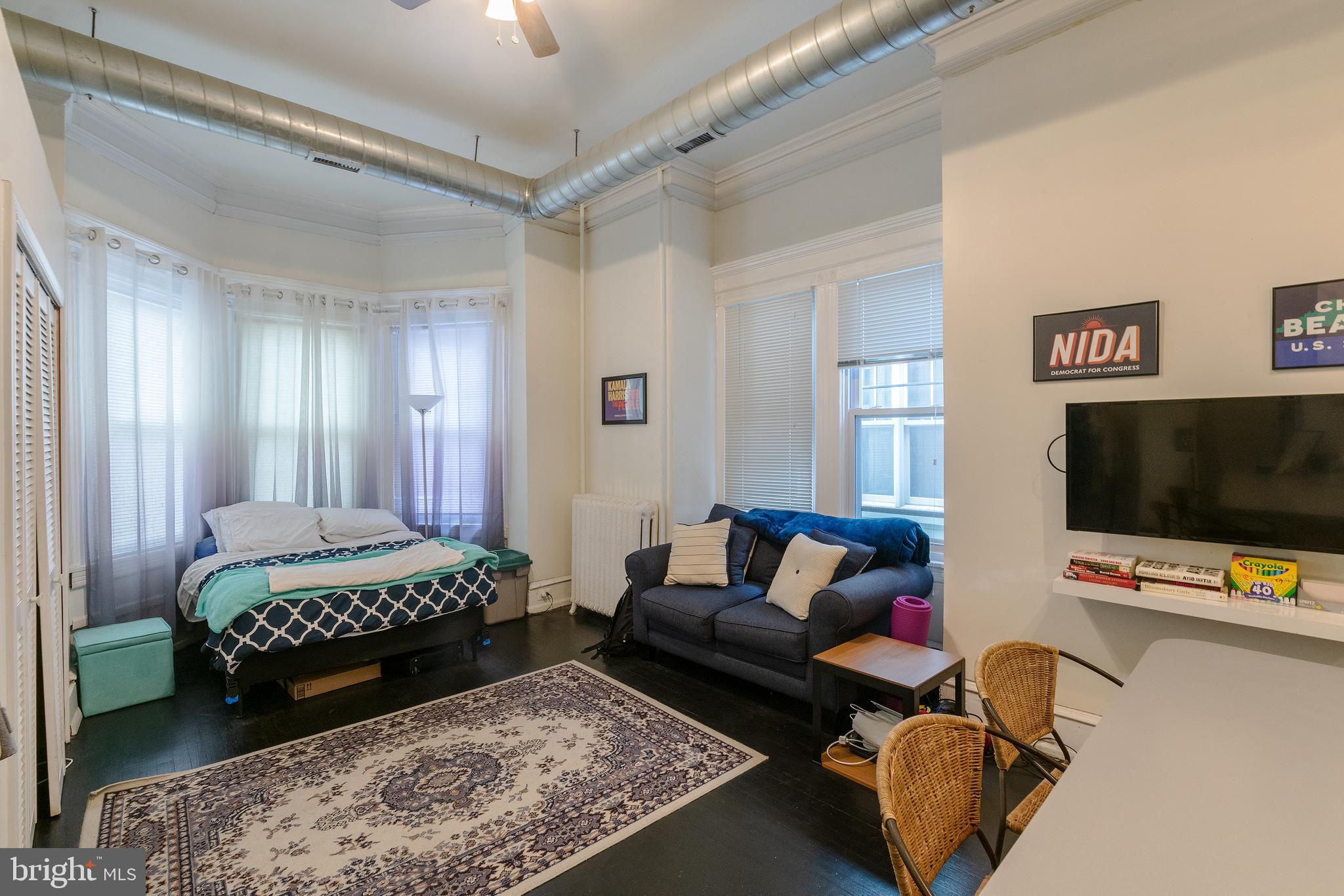 SOCIETY HILL - Residential Lease