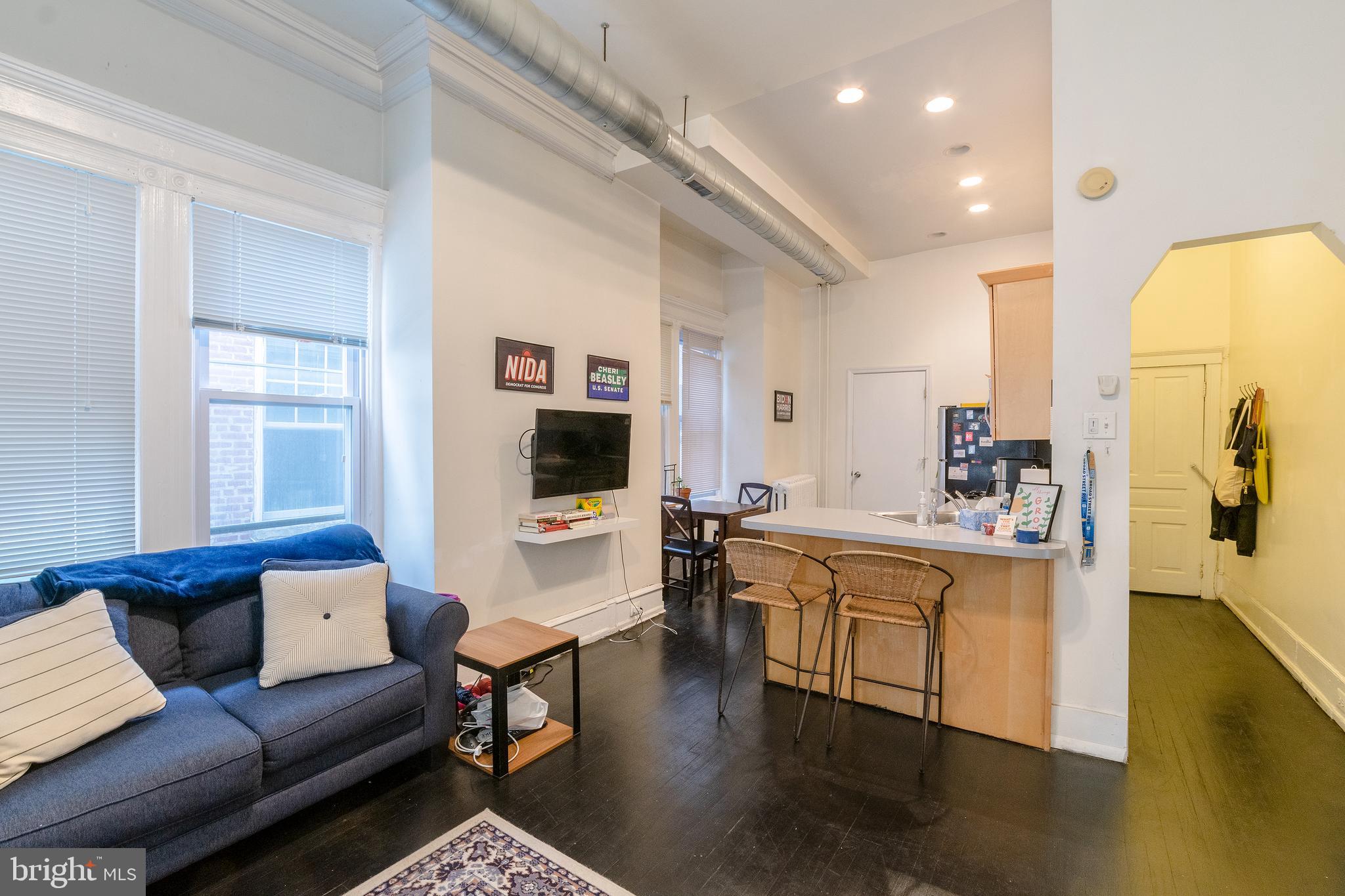 SOCIETY HILL - Residential Lease