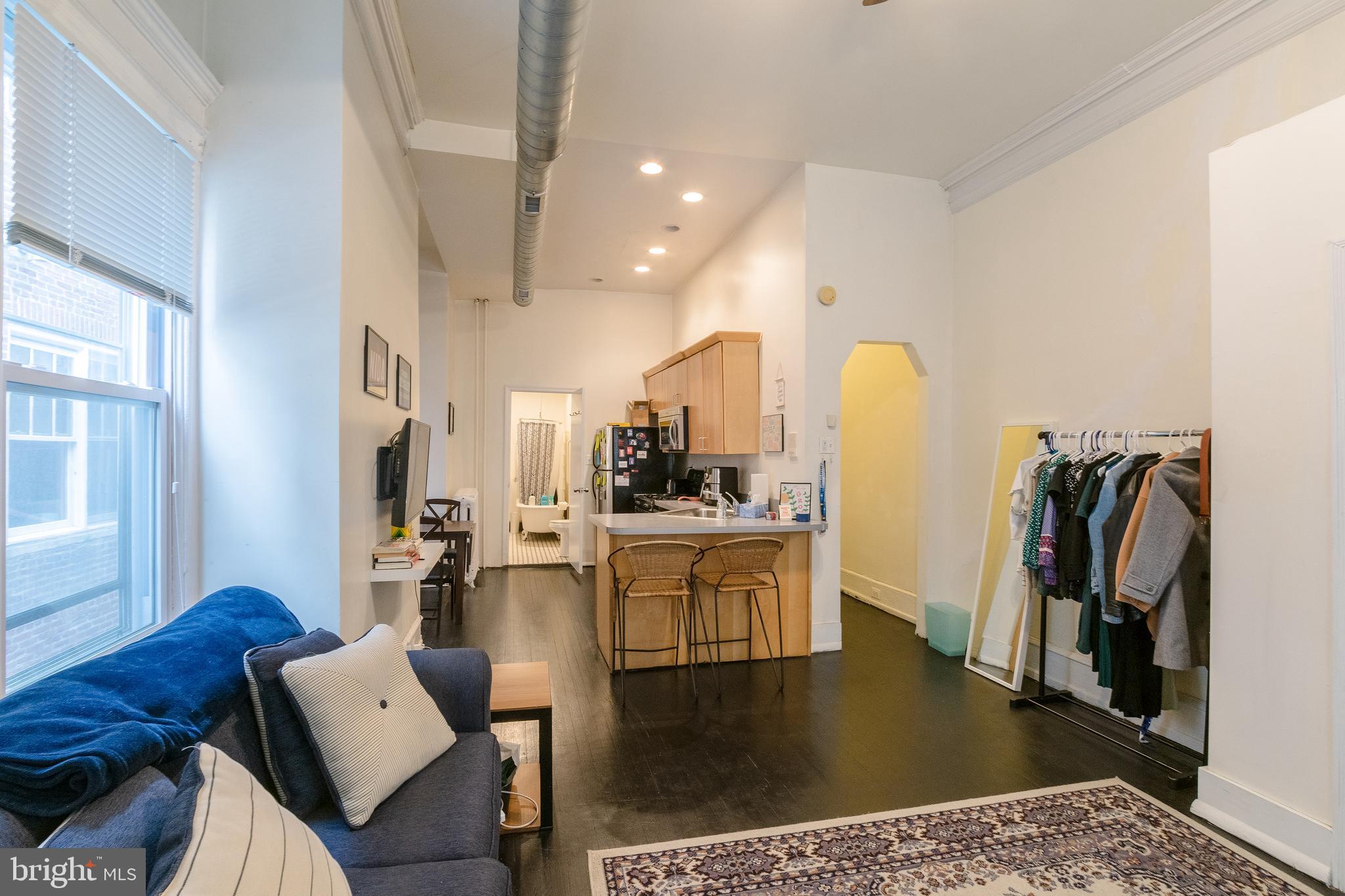 SOCIETY HILL - Residential Lease