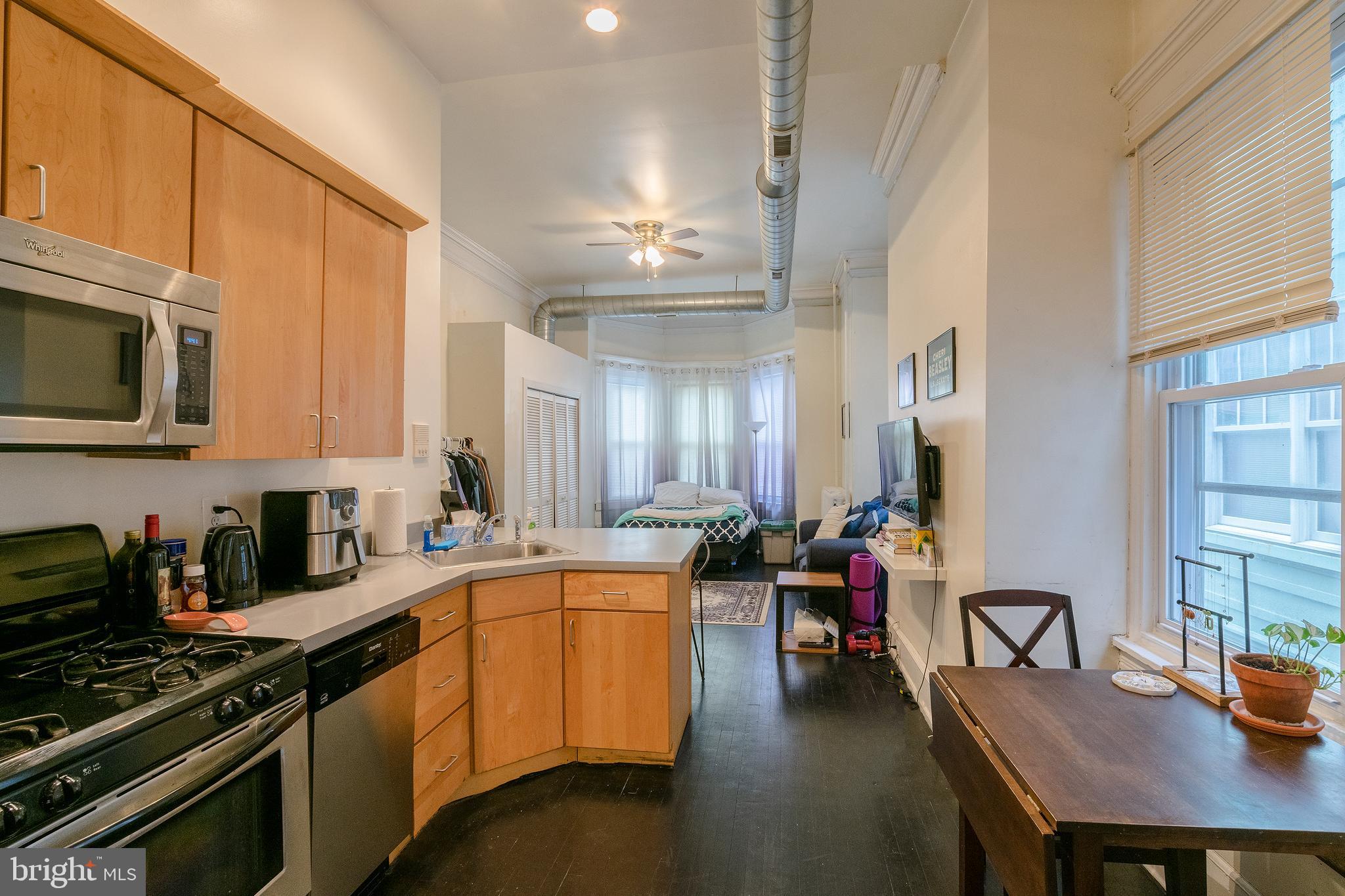 SOCIETY HILL - Residential Lease