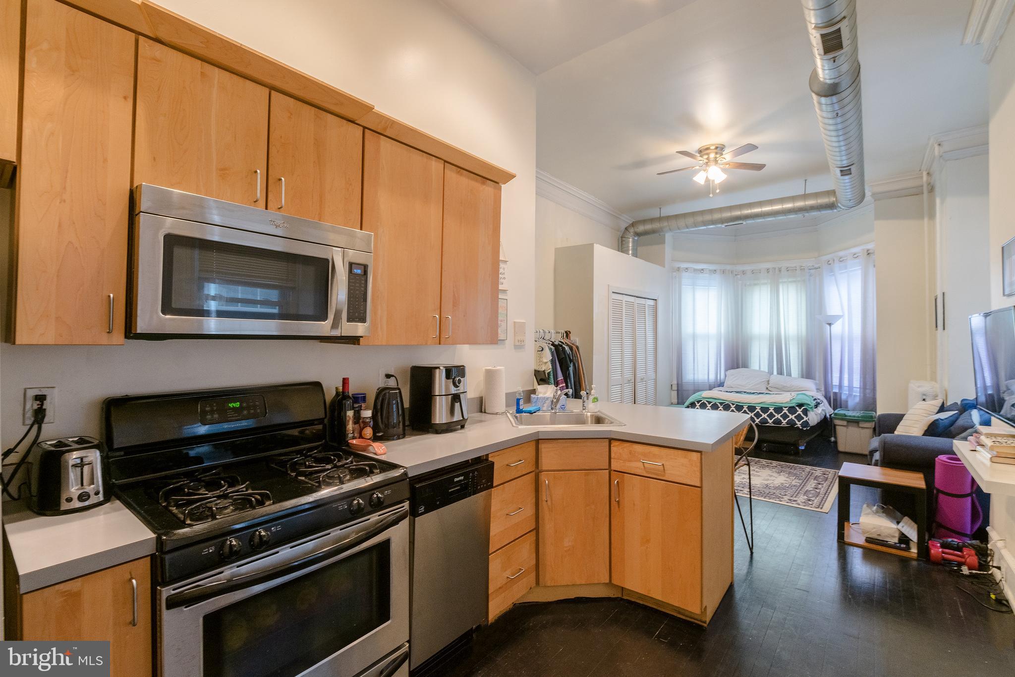 SOCIETY HILL - Residential Lease