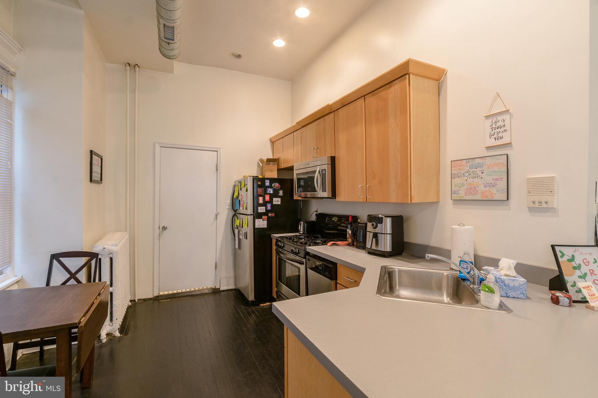 SOCIETY HILL - Residential Lease