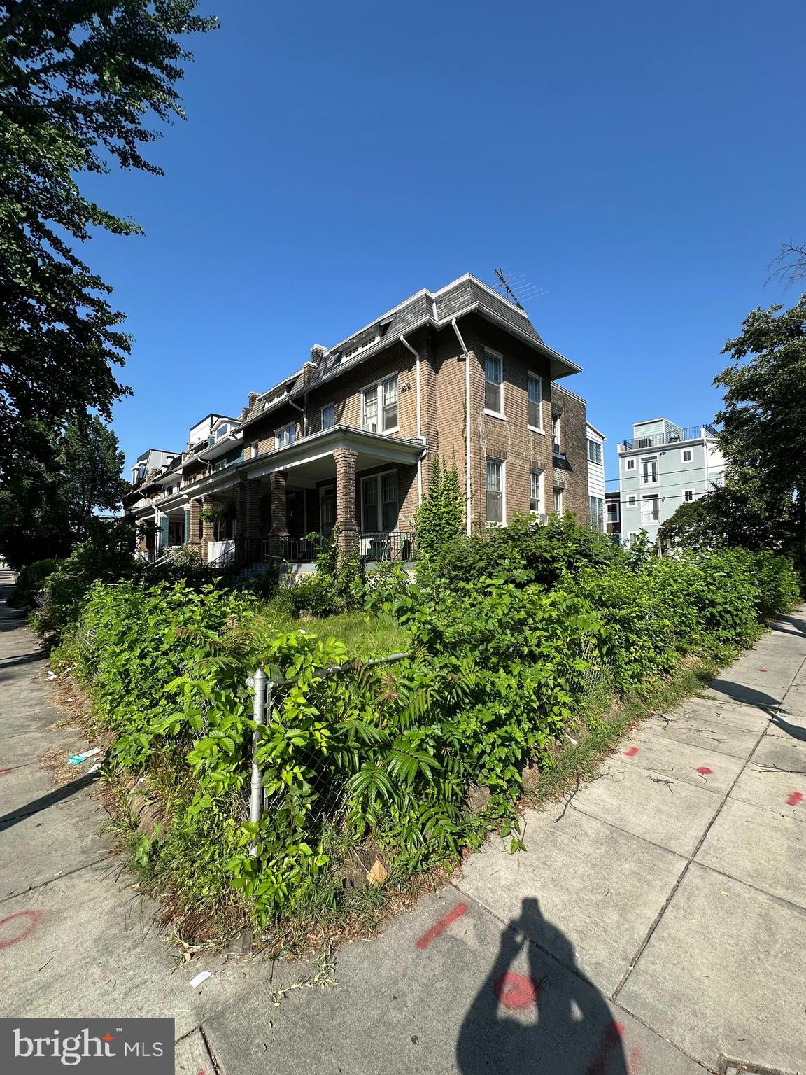 1122 HOLBROOK STREET NE