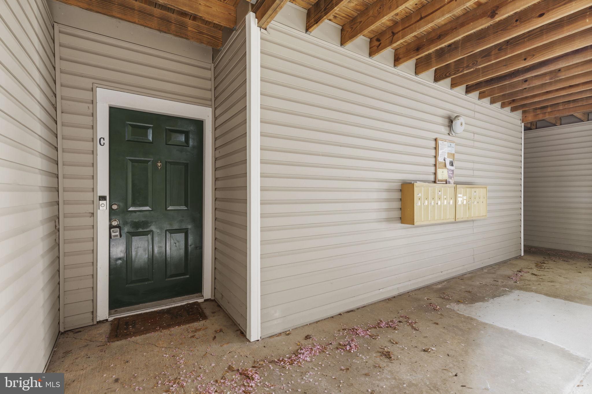 ENGLISH COUNTRY MANOR - Residential