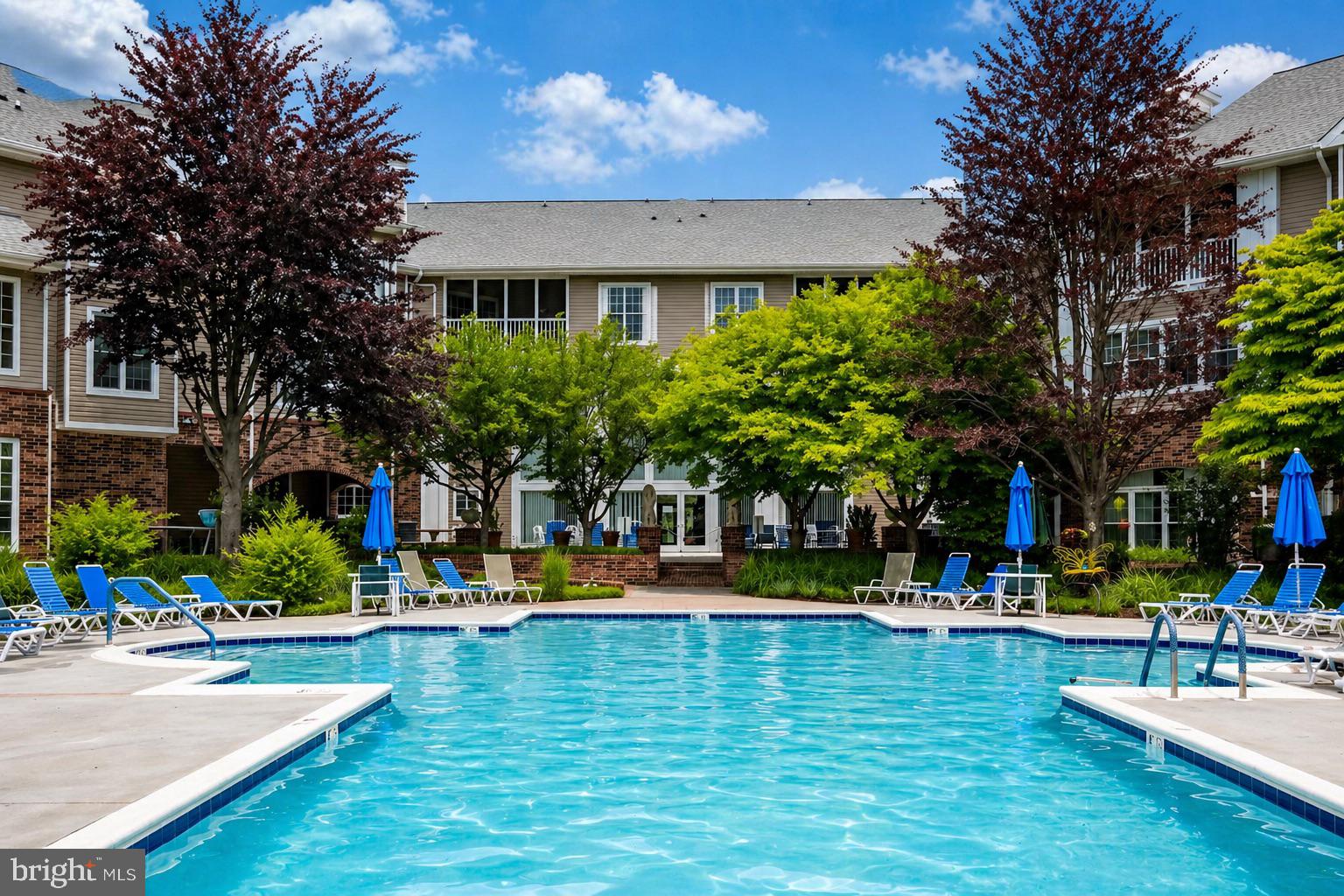 ENGLISH COUNTRY MANOR - Residential