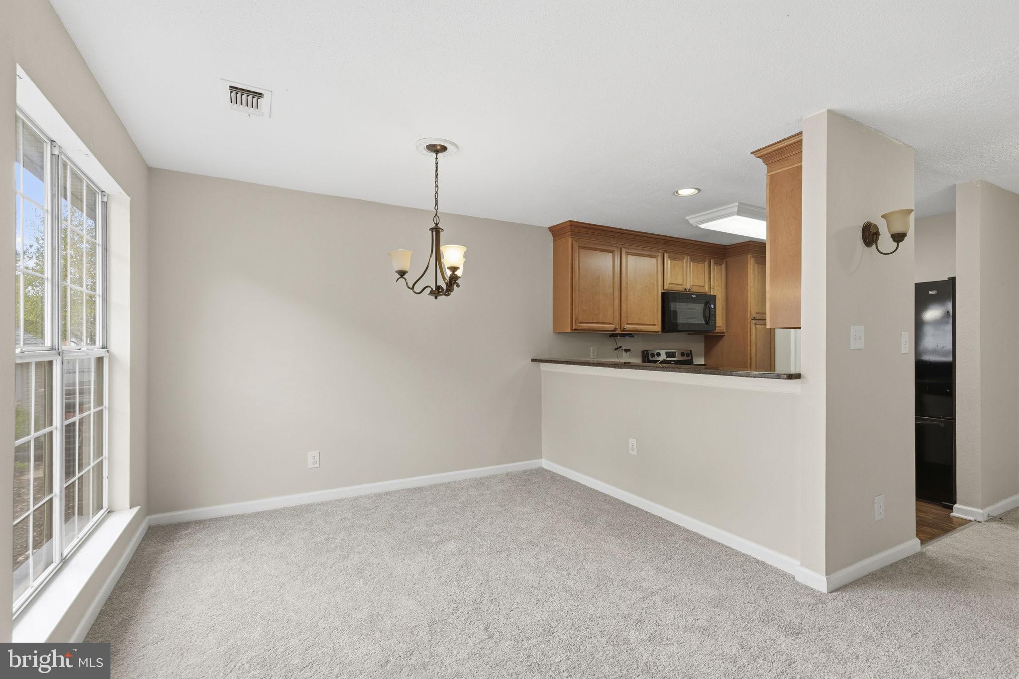 ENGLISH COUNTRY MANOR - Residential