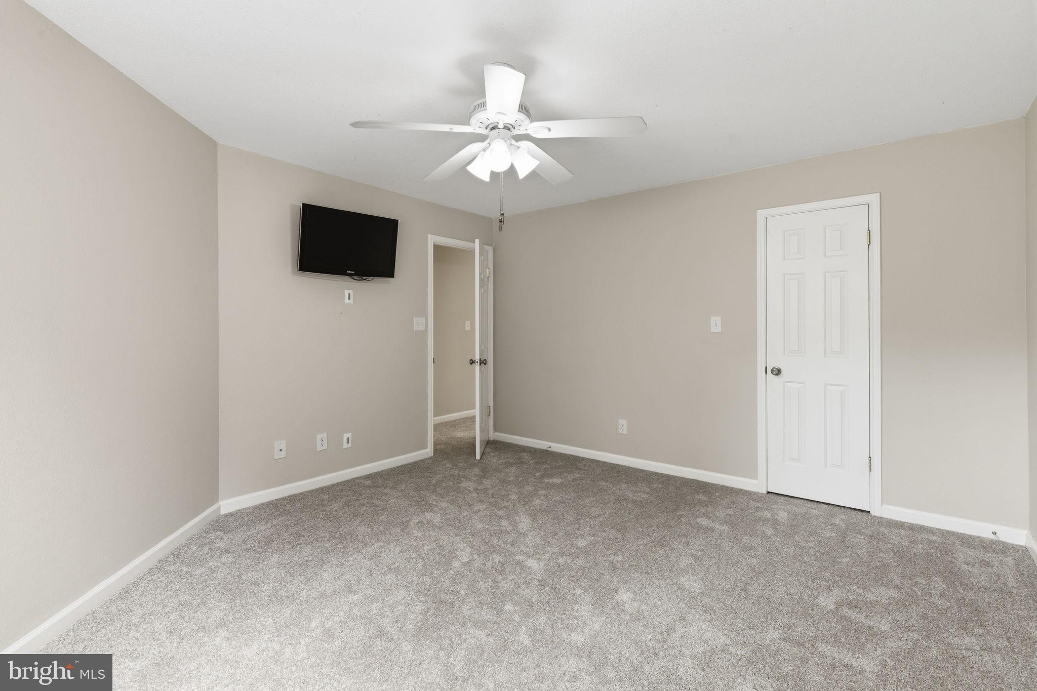 ENGLISH COUNTRY MANOR - Residential