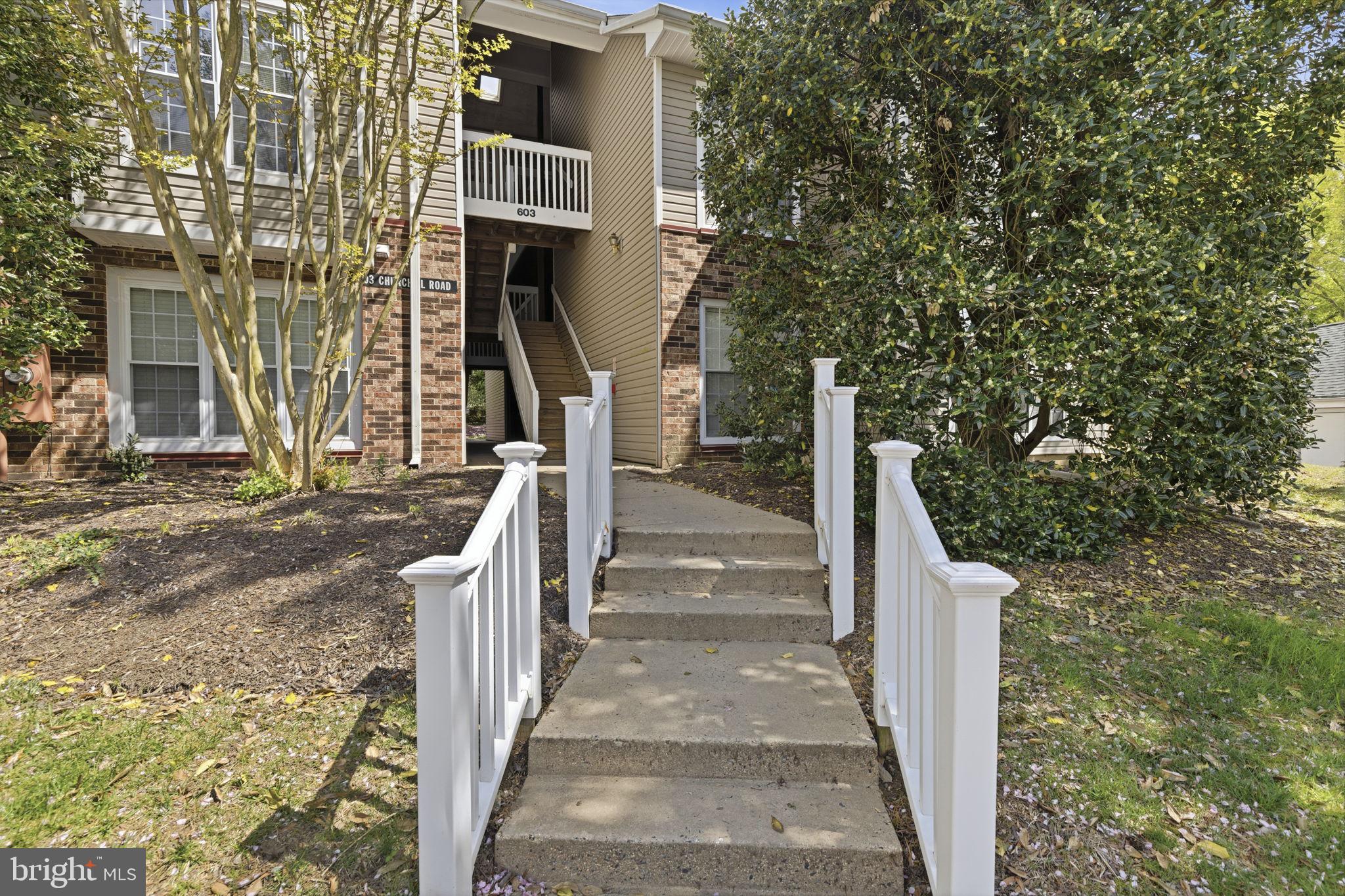 ENGLISH COUNTRY MANOR - Residential