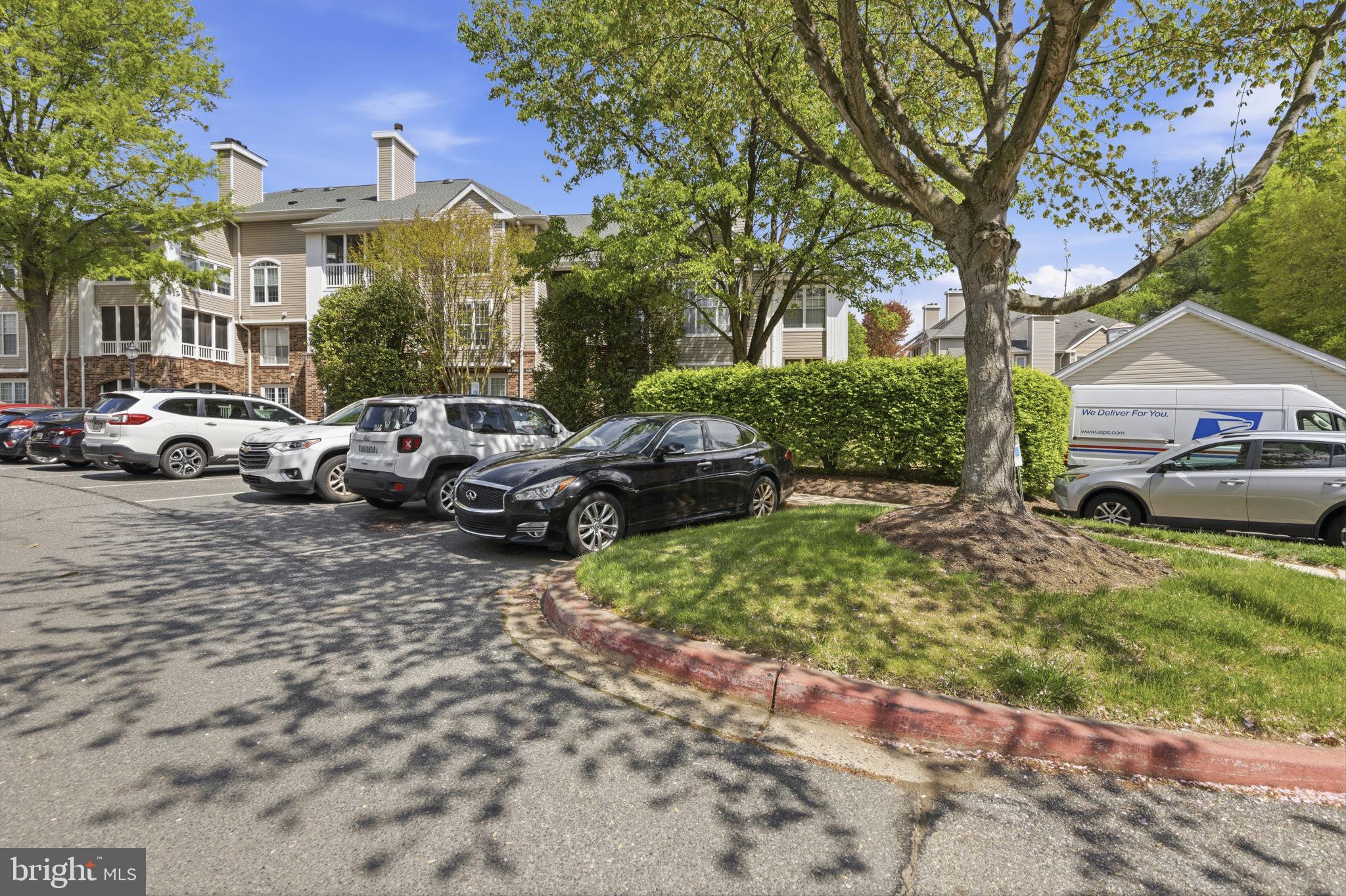 ENGLISH COUNTRY MANOR - Residential