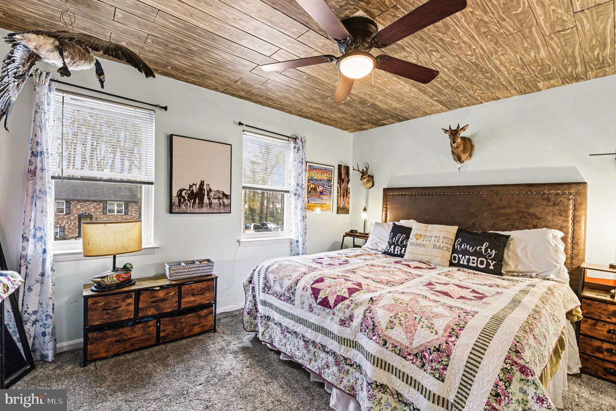 HARBOUR OAKS - Residential