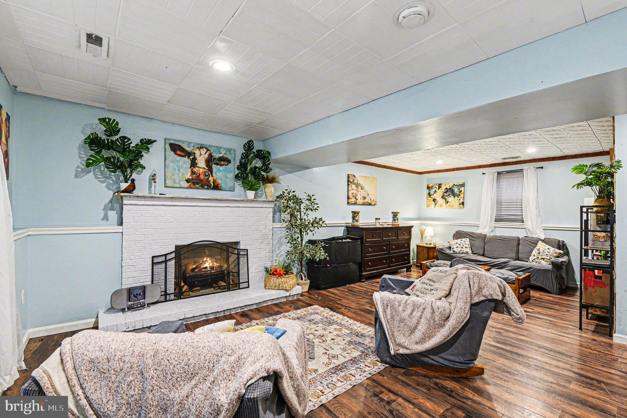 HARBOUR OAKS - Residential