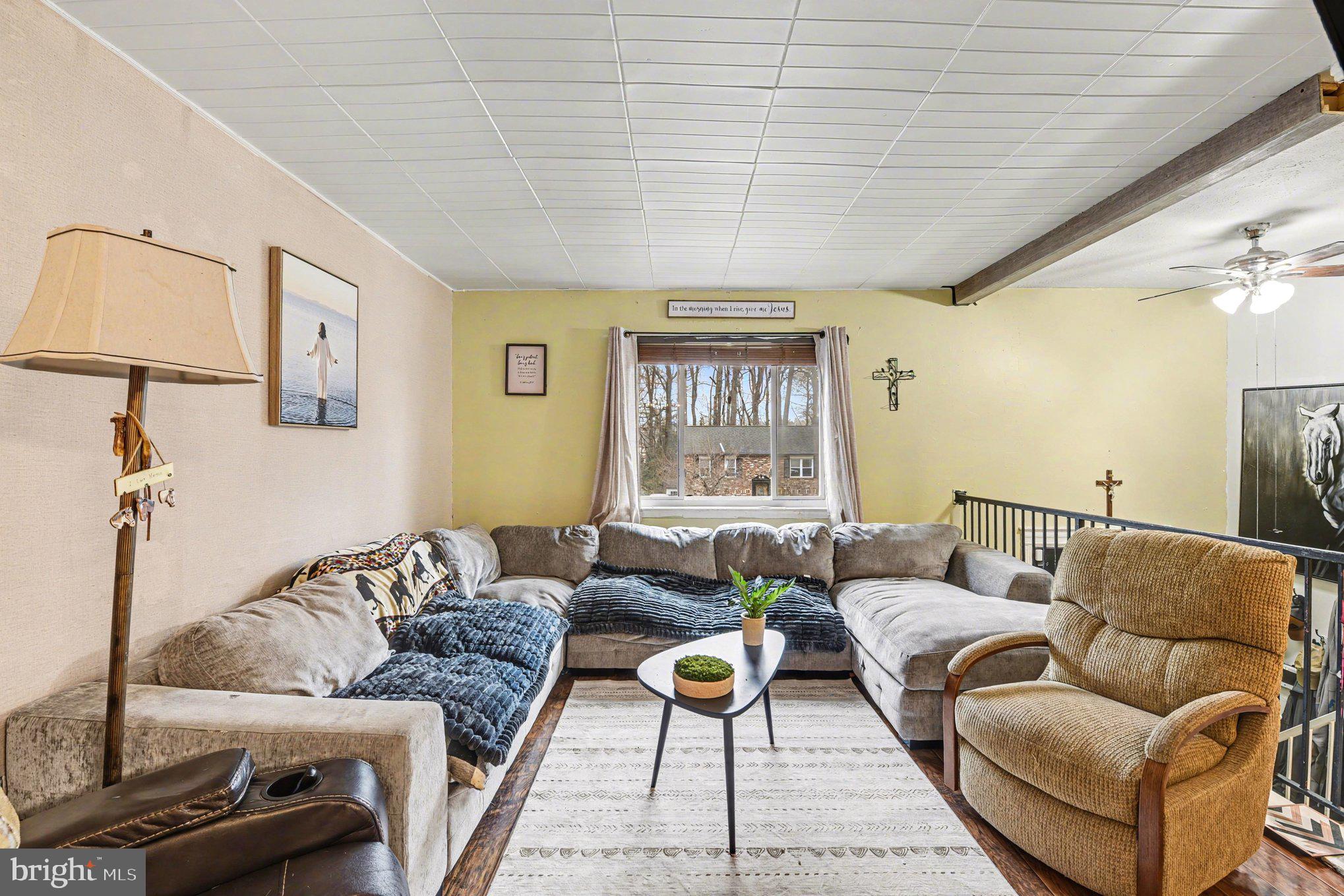 HARBOUR OAKS - Residential