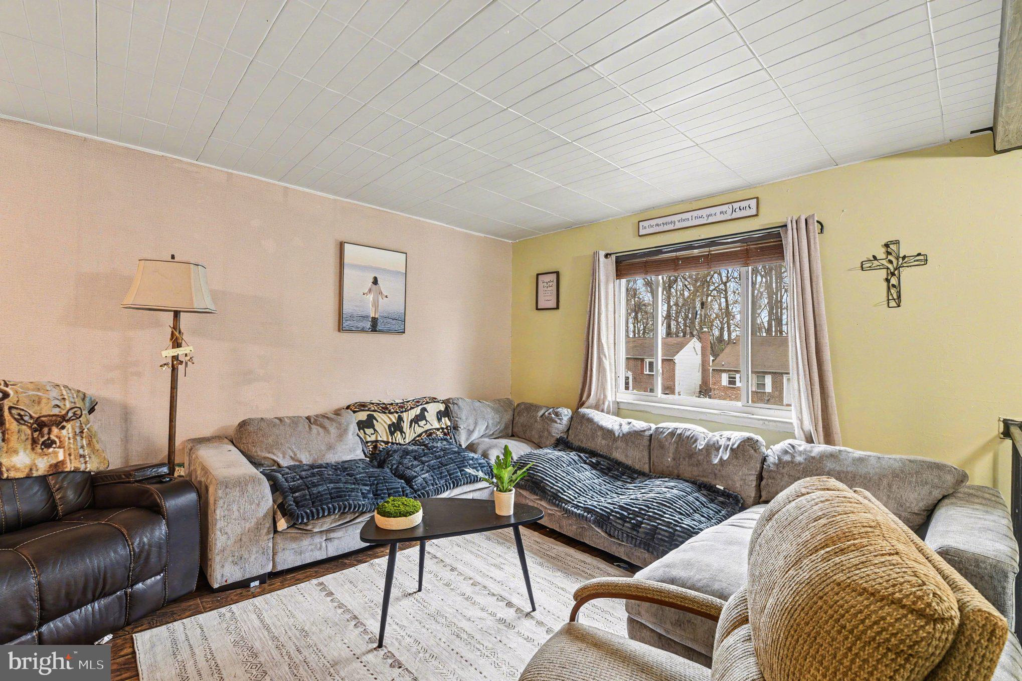 HARBOUR OAKS - Residential