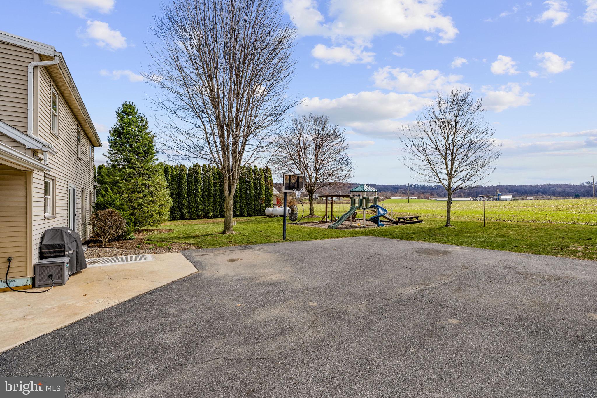 EAST COCALICO TWP - Residential