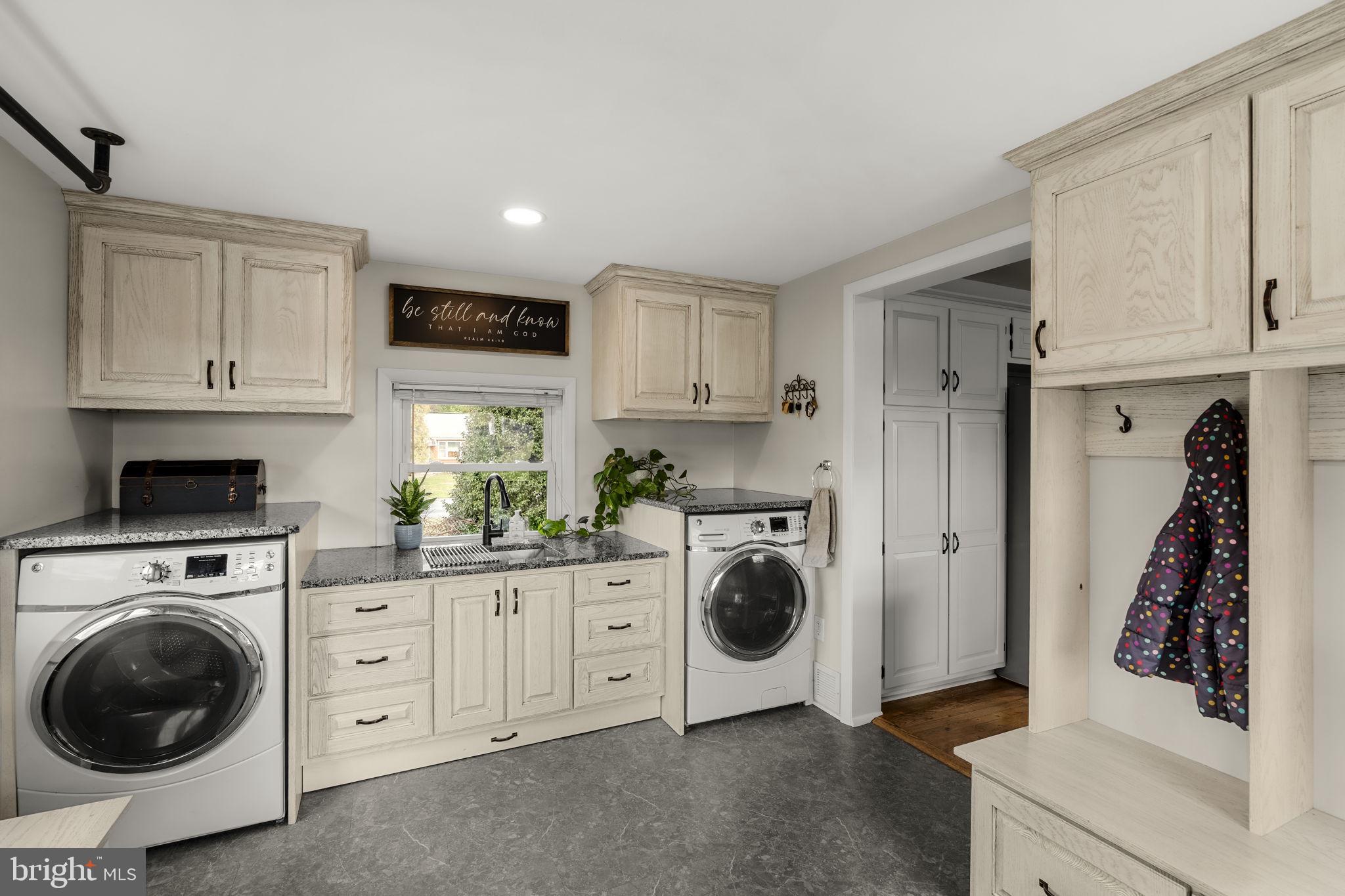 EAST COCALICO TWP - Residential