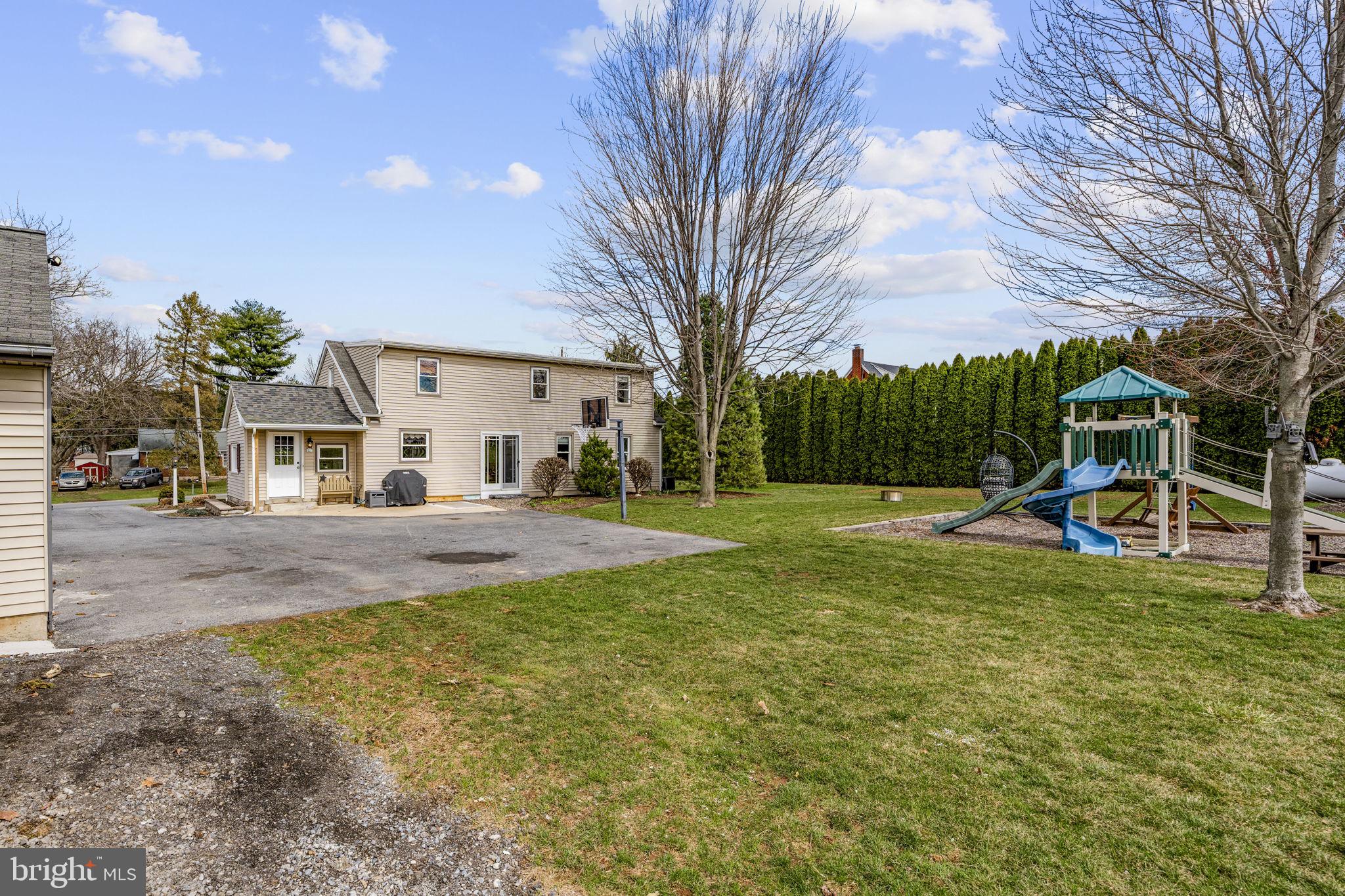 EAST COCALICO TWP - Residential