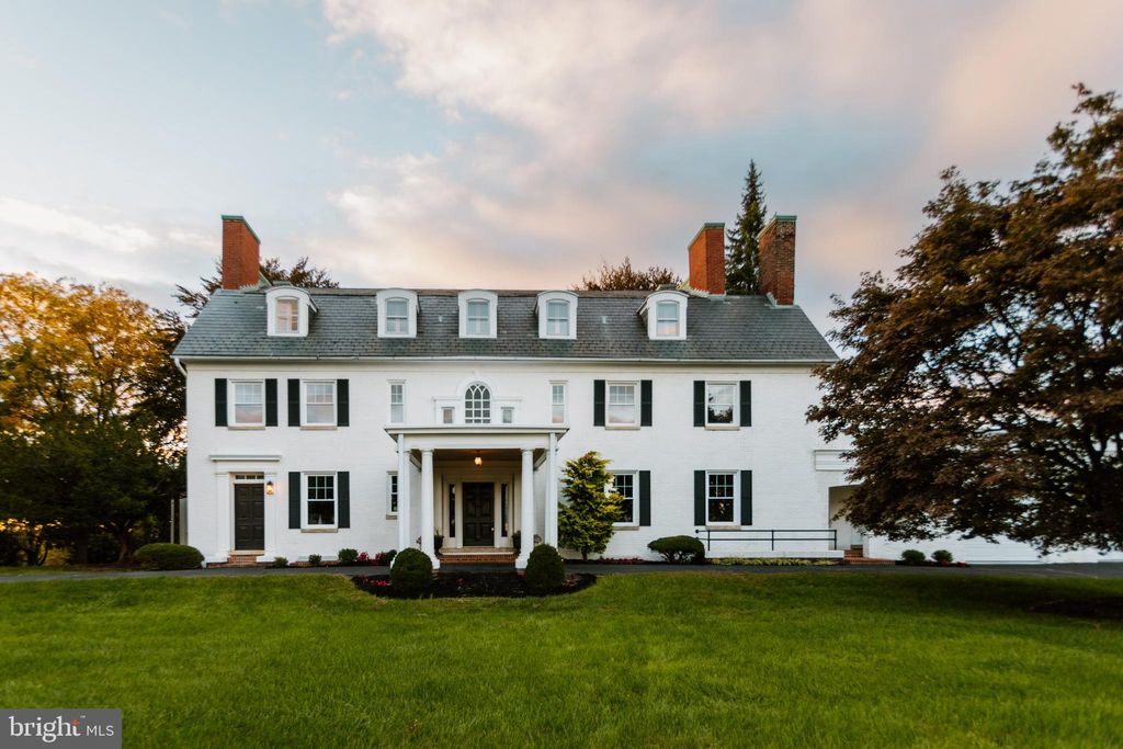 Photo of 54 Ridge Road, WESTMINSTER, MD 21157 (MLS # MDCR2030834)