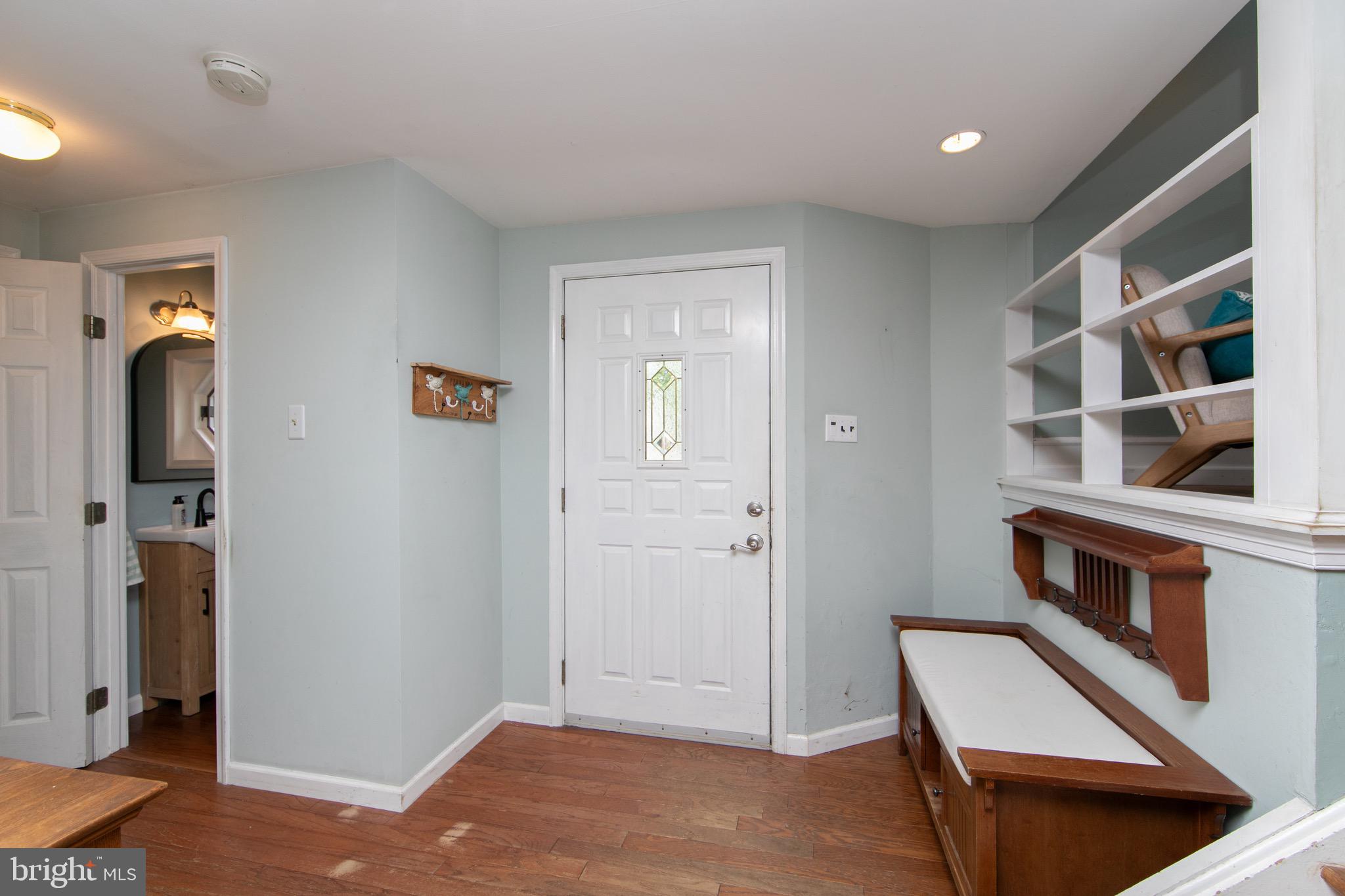 157 S BRENTWOOD DRIVE