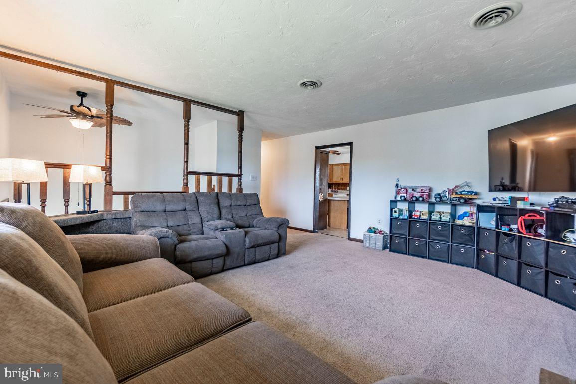 517 DILLER ROAD