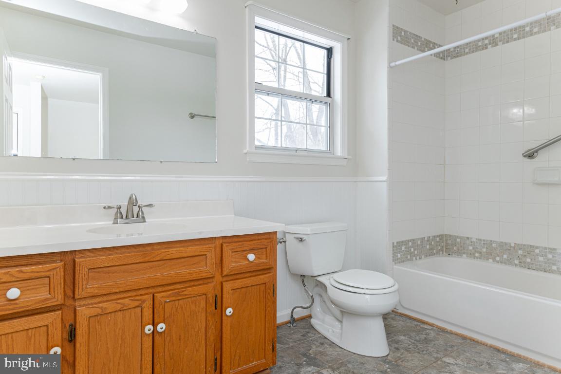 FARMINGTON HEIGHTS - Residential