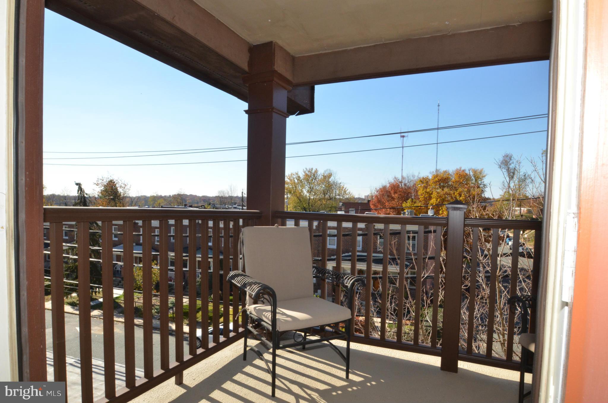 ROLAND PARK - Residential