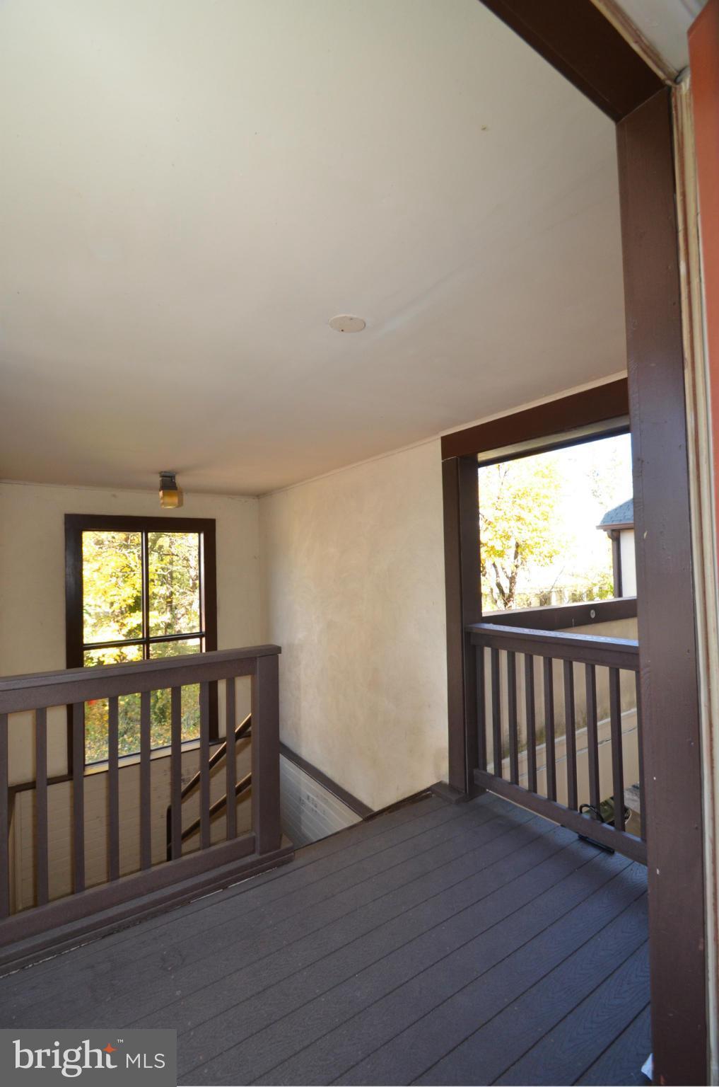 ROLAND PARK - Residential