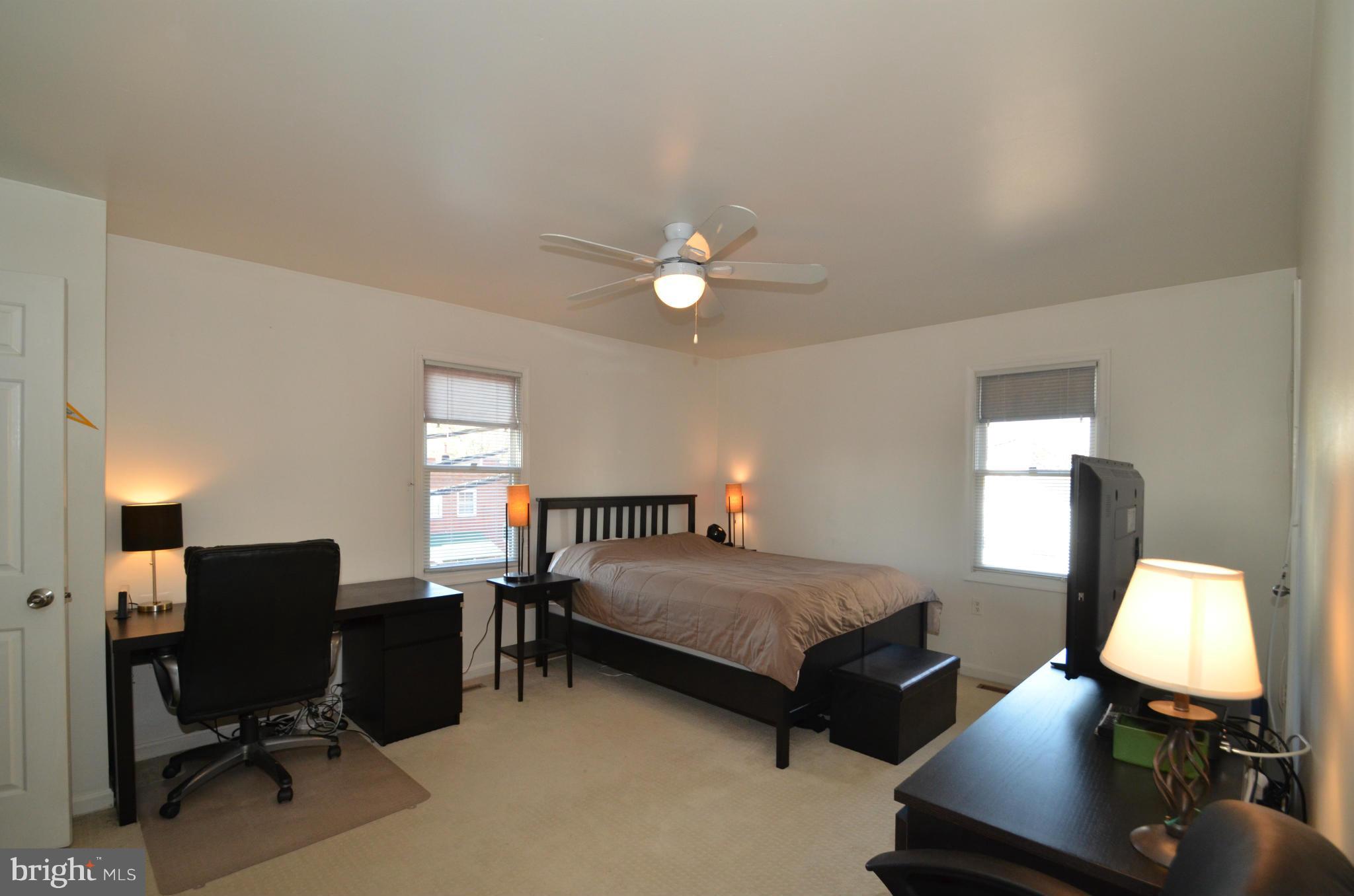 ROLAND PARK - Residential