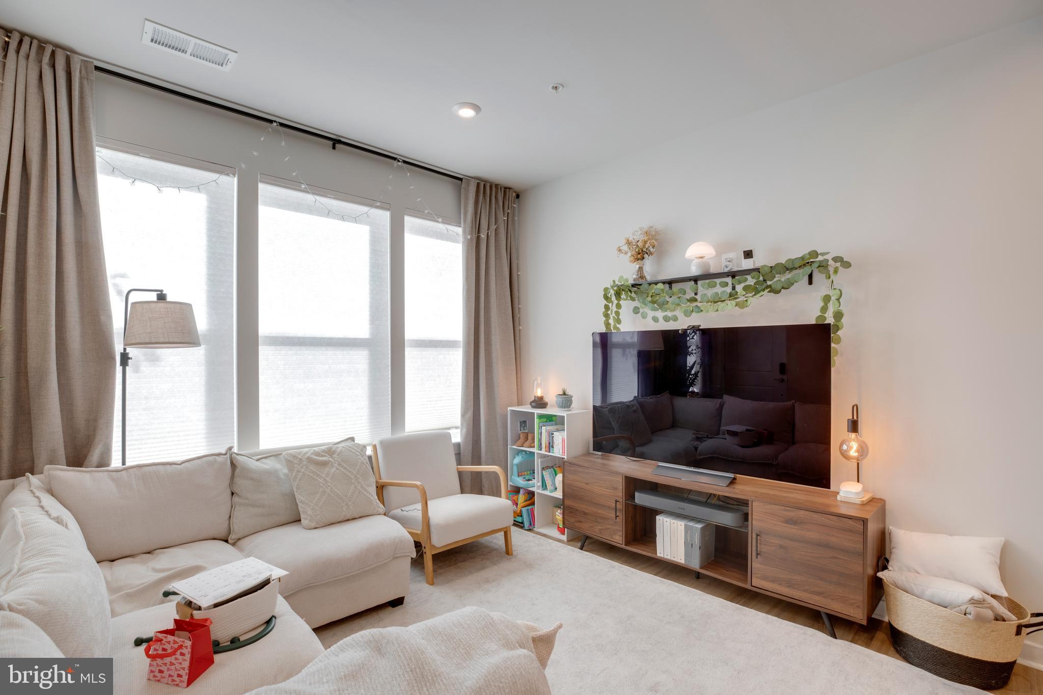 WESTFIELD - Residential