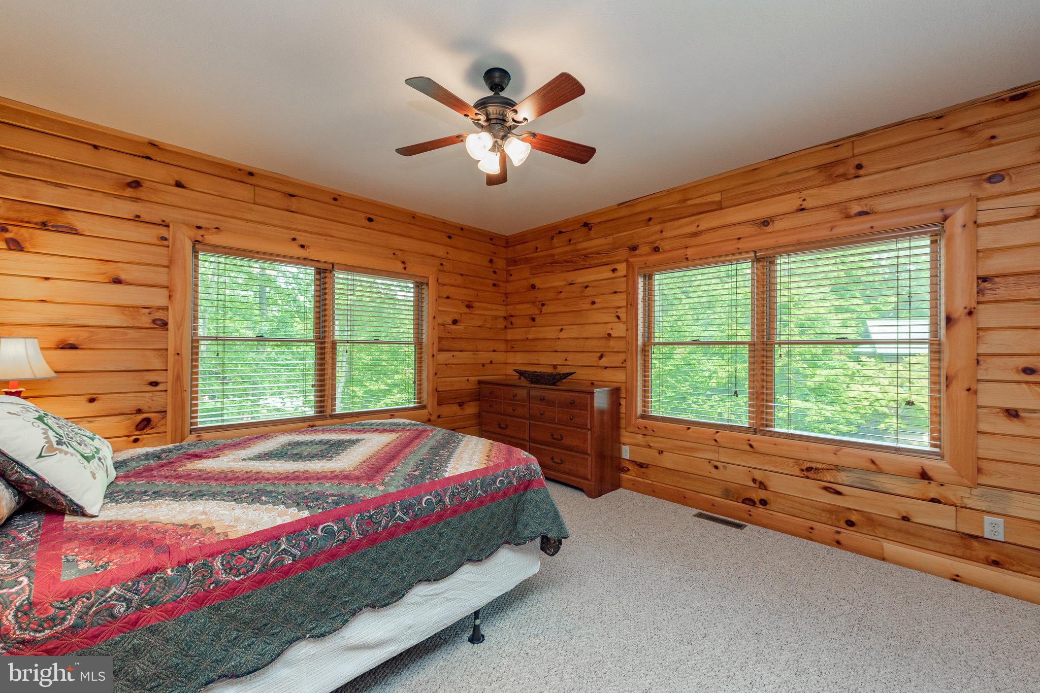 GALLATIN WOODS - Residential