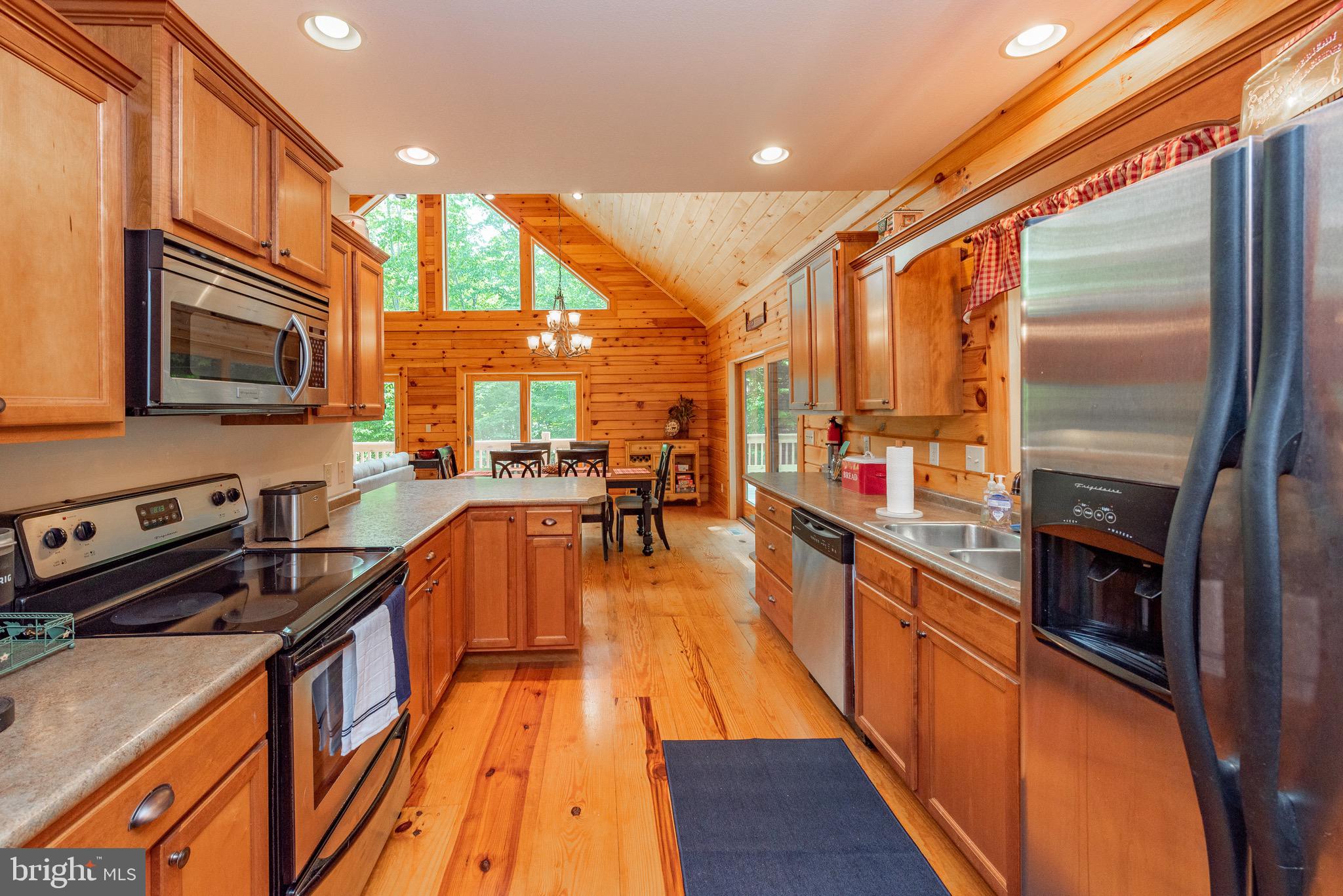 GALLATIN WOODS - Residential