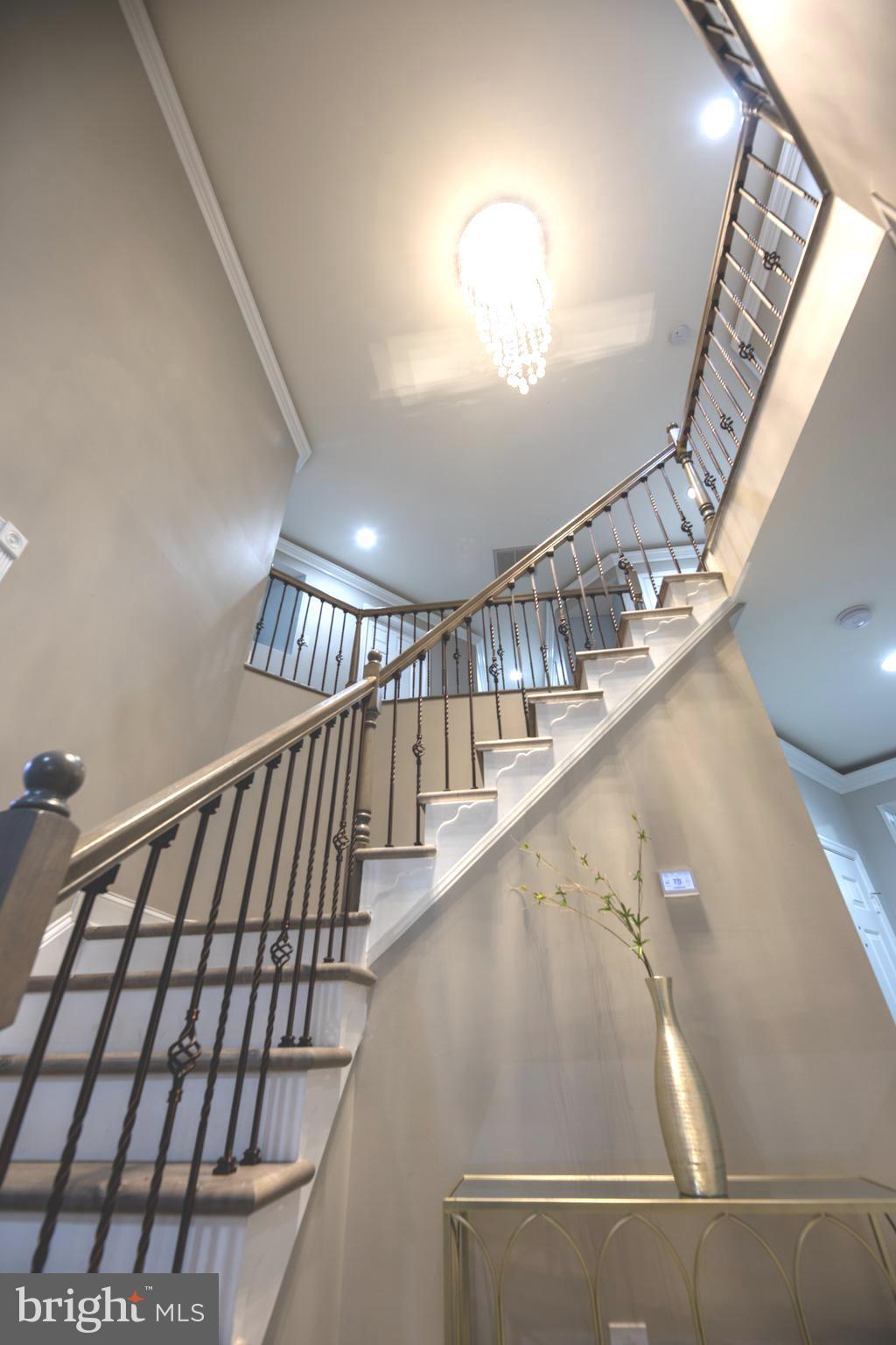 LOCHEWOOD - Residential