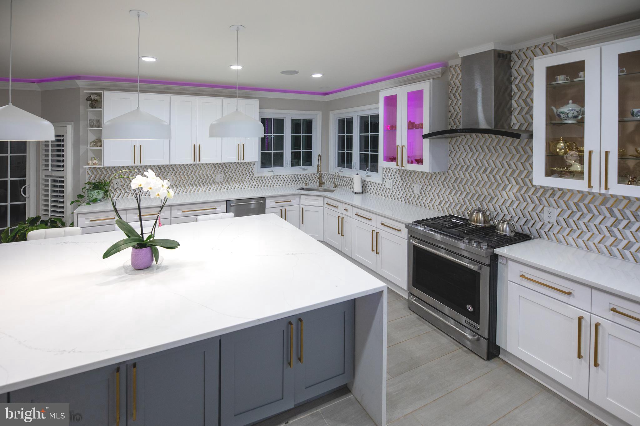 LOCHEWOOD - Residential