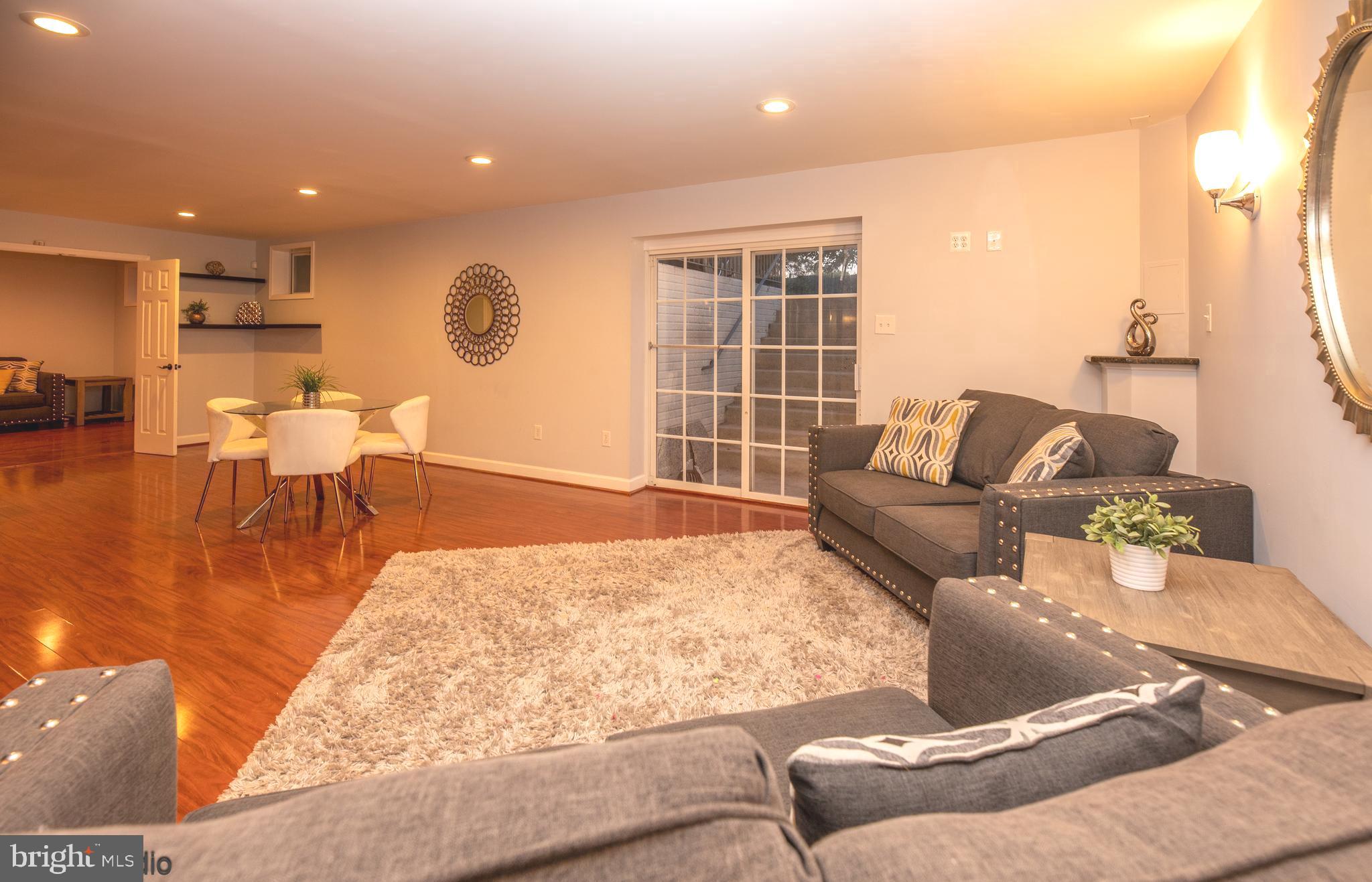 LOCHEWOOD - Residential