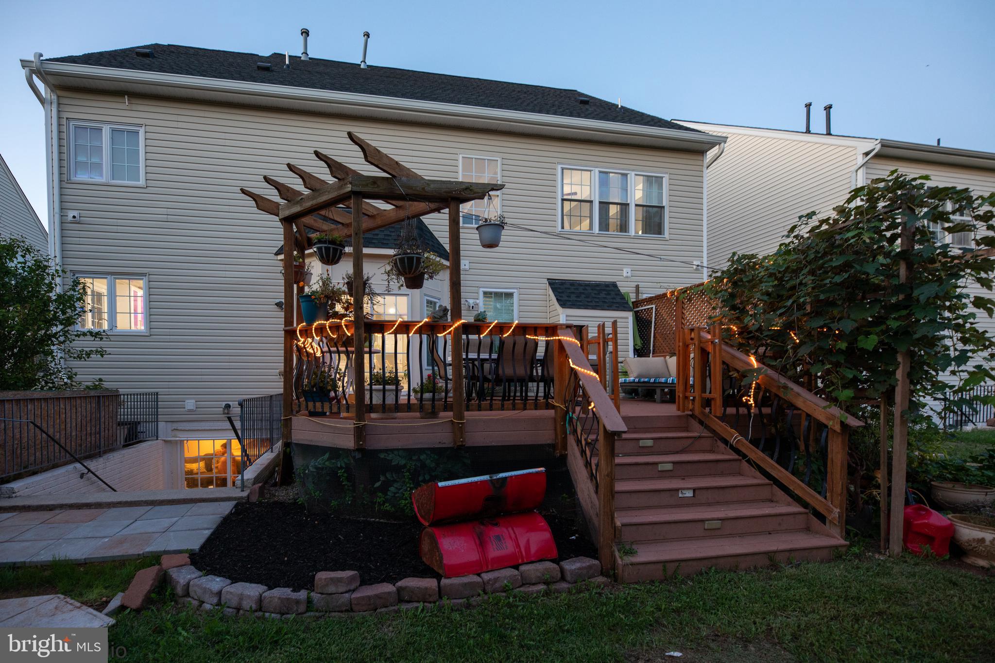 LOCHEWOOD - Residential