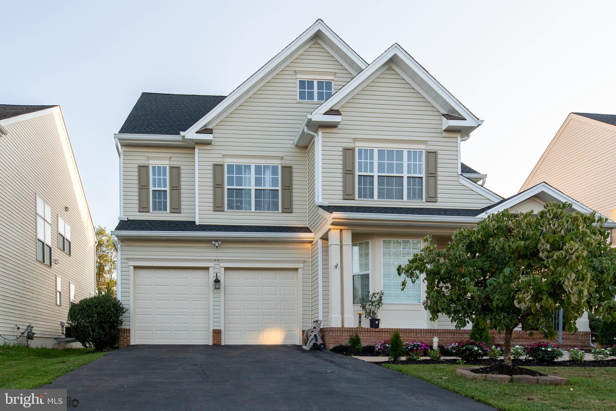 LOCHEWOOD - Residential