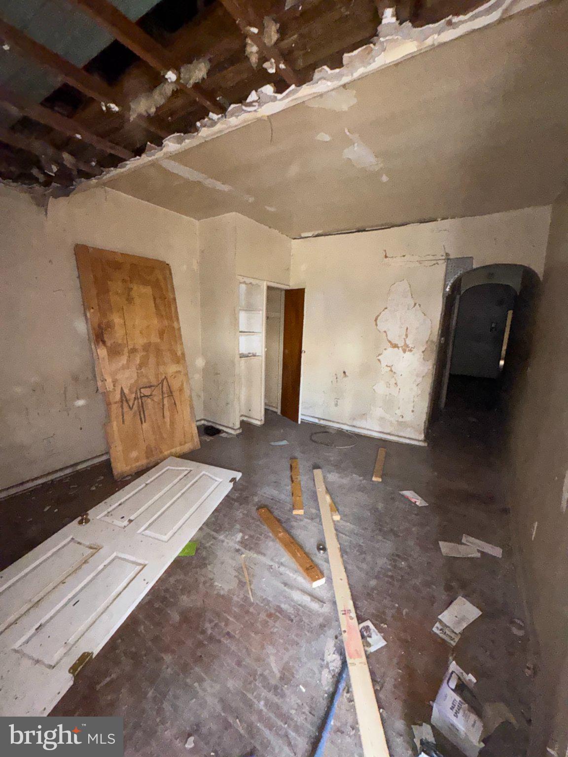 4804 N 11TH STREET