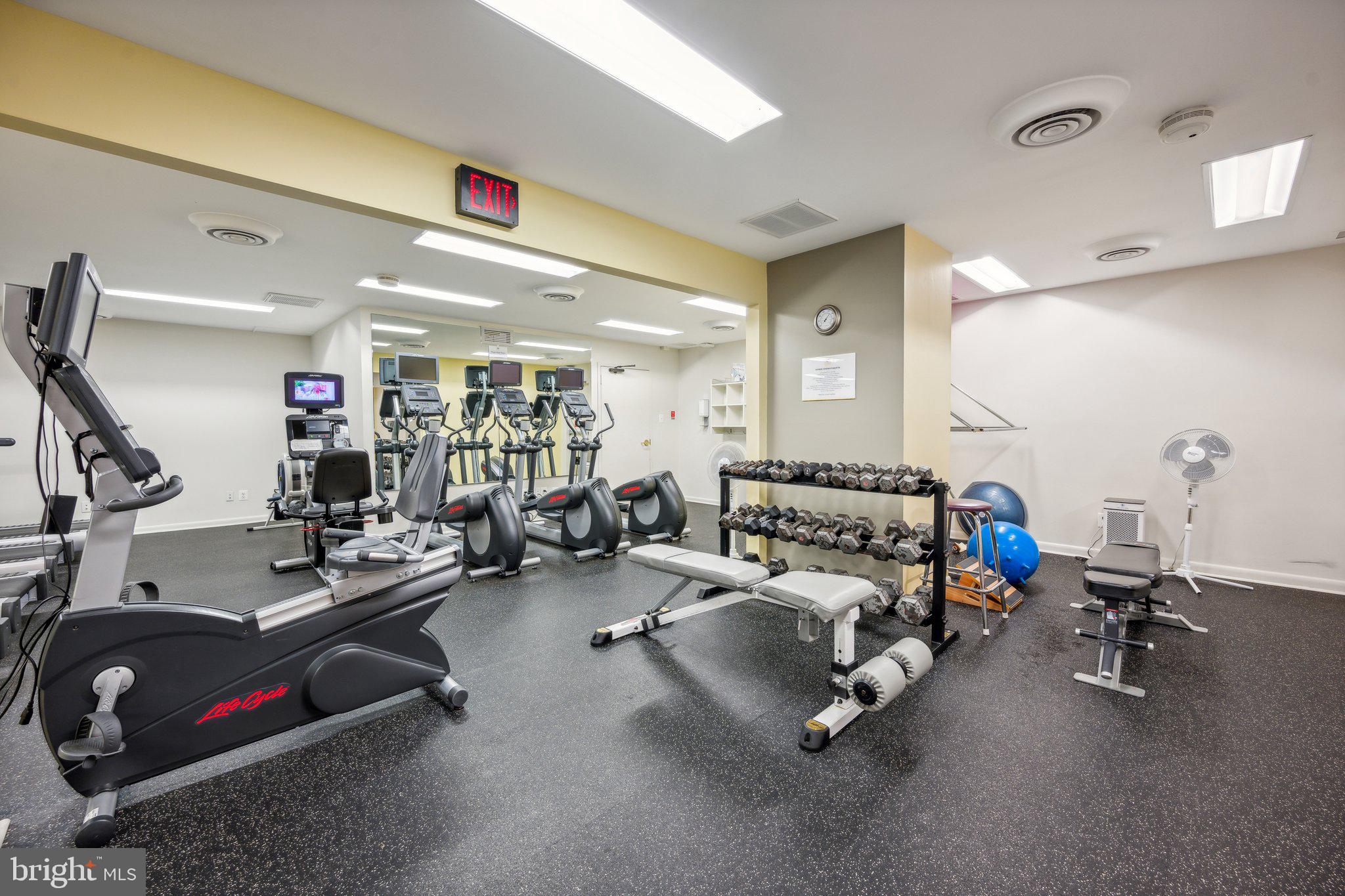 4620 NORTH PARK AVE - Residential Lease