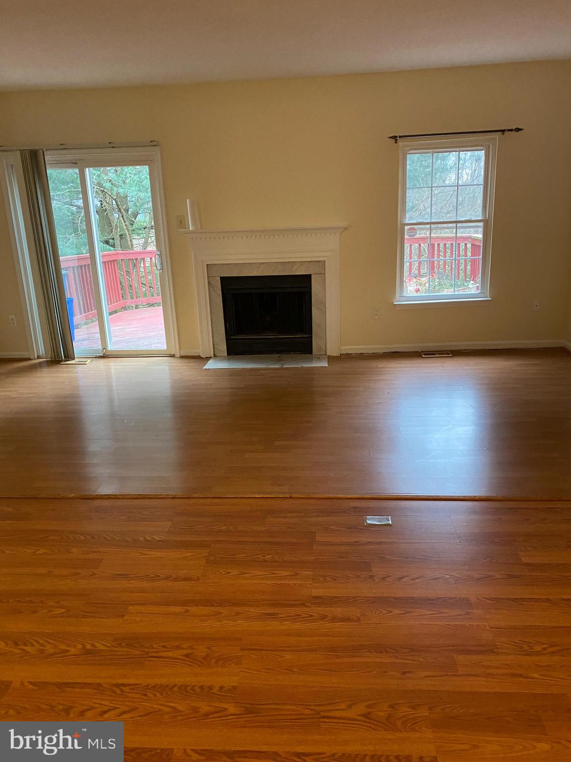 VALLEY STREAM ESTATES - Residential Lease