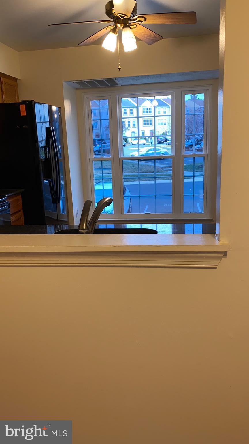 VALLEY STREAM ESTATES - Residential Lease