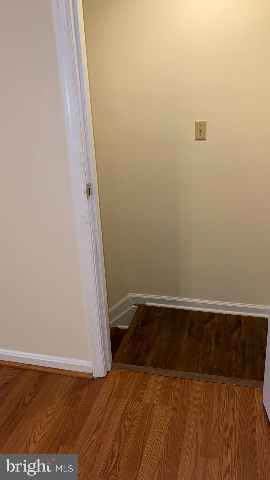 VALLEY STREAM ESTATES - Residential Lease