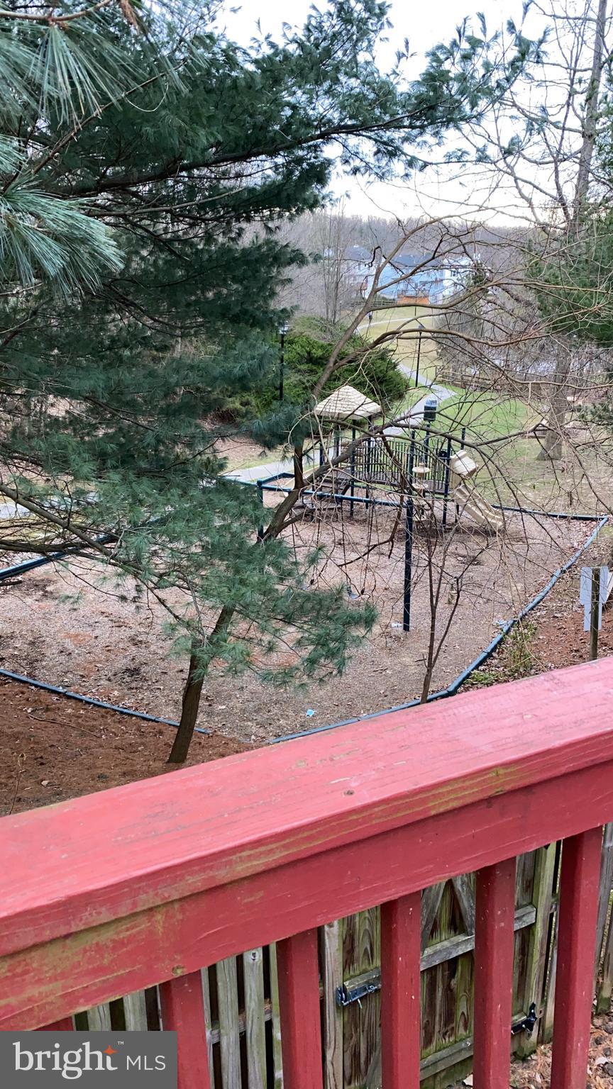 VALLEY STREAM ESTATES - Residential Lease