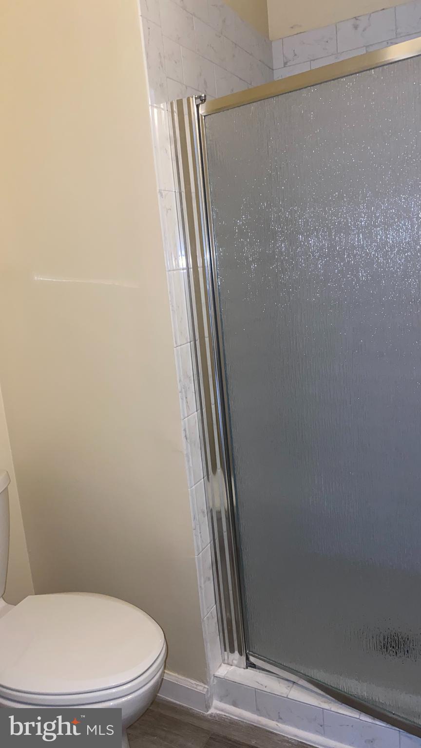 VALLEY STREAM ESTATES - Residential Lease