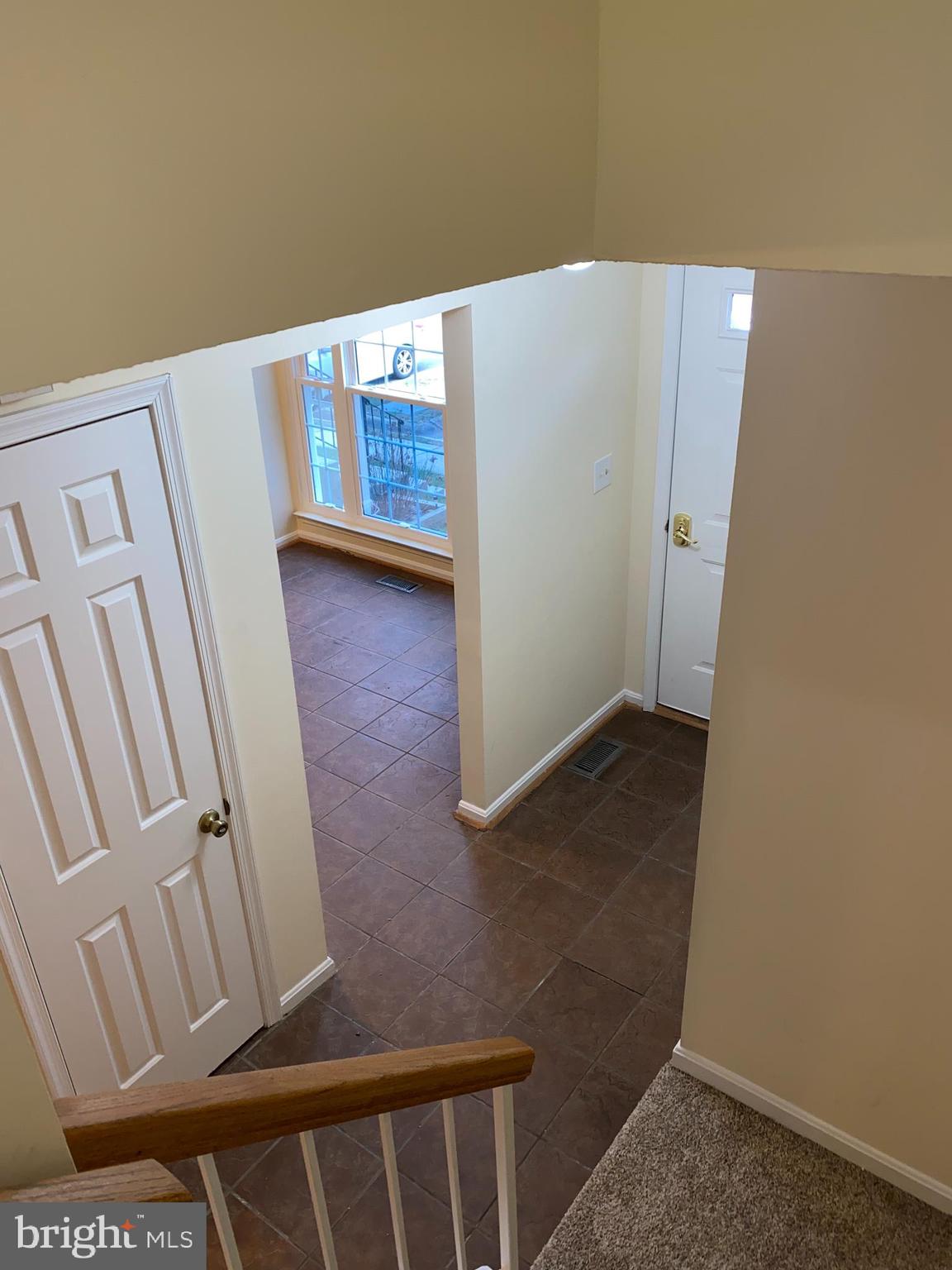 VALLEY STREAM ESTATES - Residential Lease