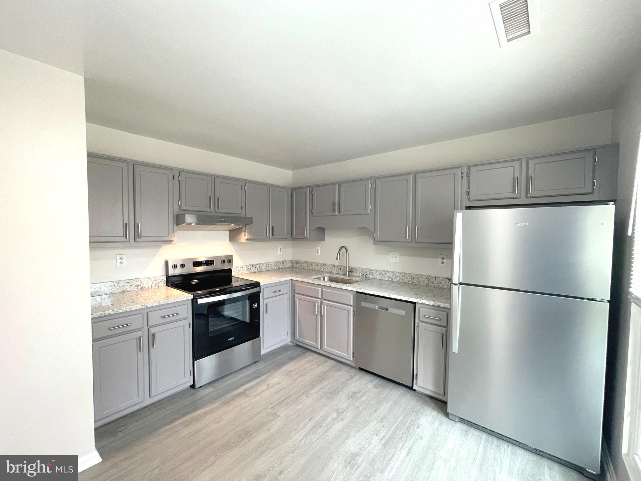 LANCASTER / WESTLAKE VILLAGE - Residential