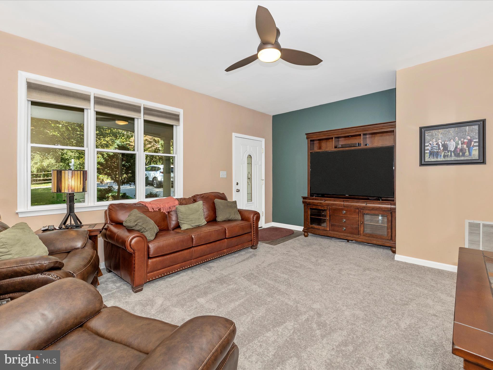 BARNESVILLE OUTSIDE - Residential