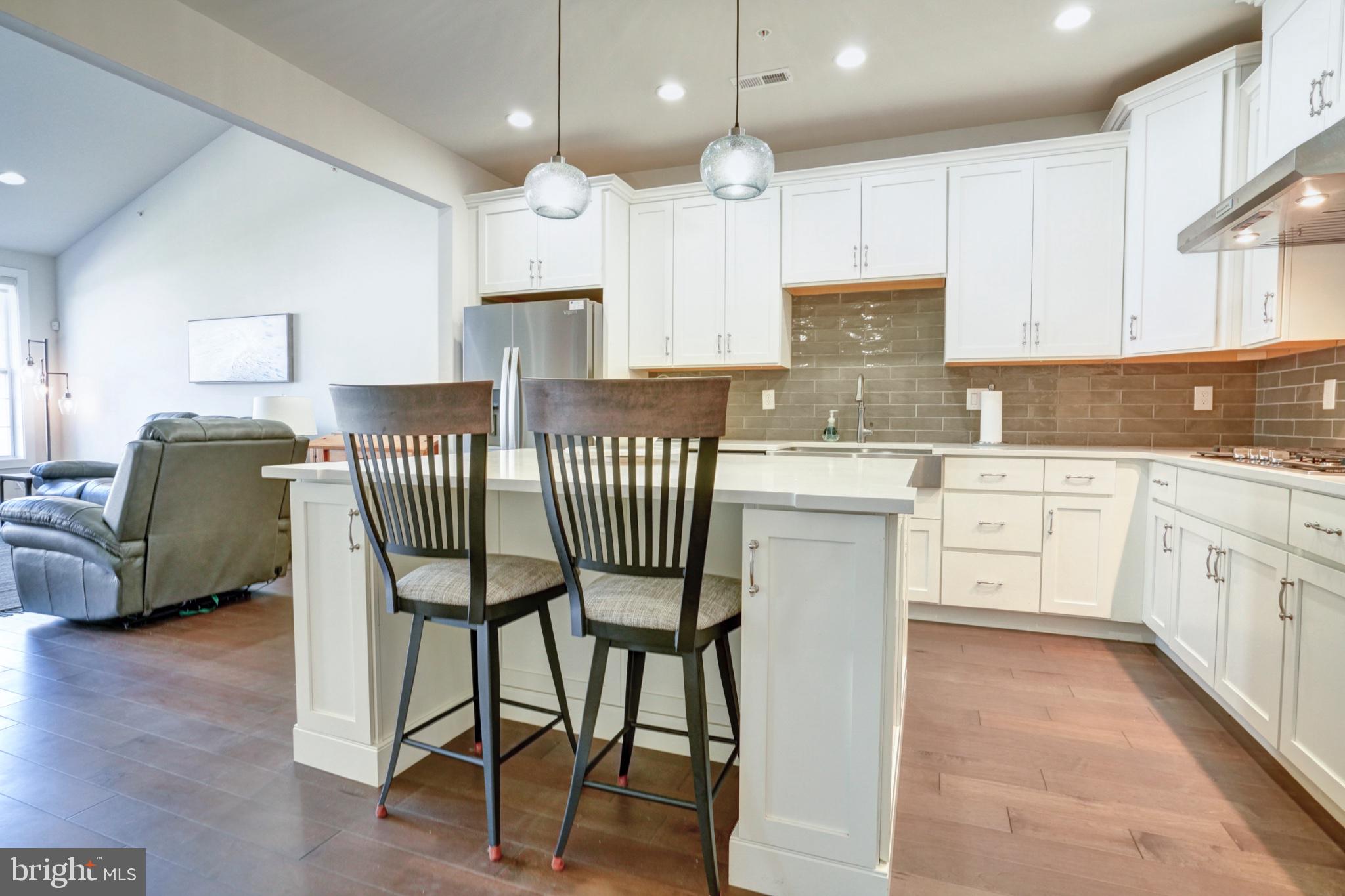 WHITE SPRINGS AT PROVIDENCE - Residential