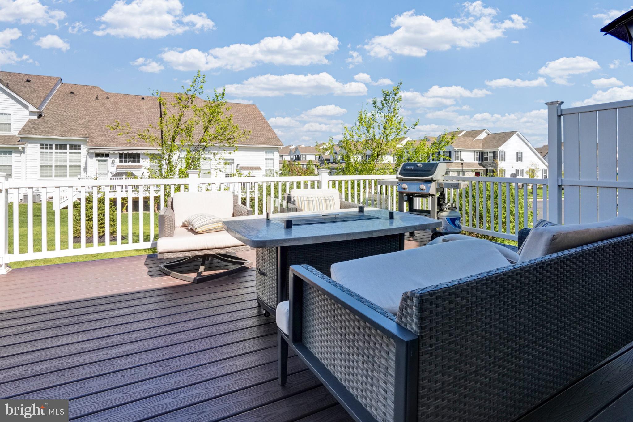 WHITE SPRINGS AT PROVIDENCE - Residential